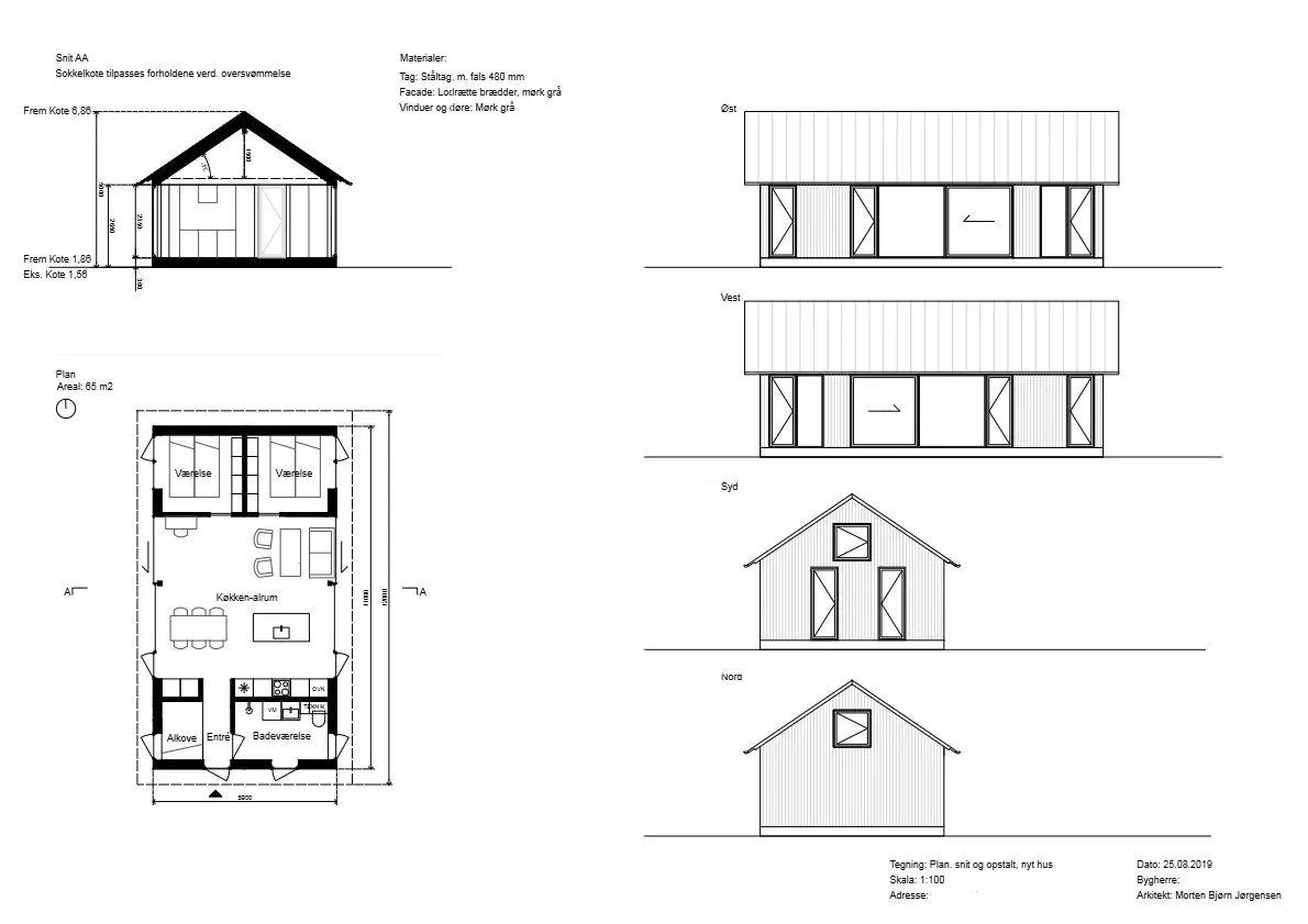Arkitektonisk plan for et lille hus med detaljerede mål og facader fra forskellige sider, inklusive front, side, og ryg.