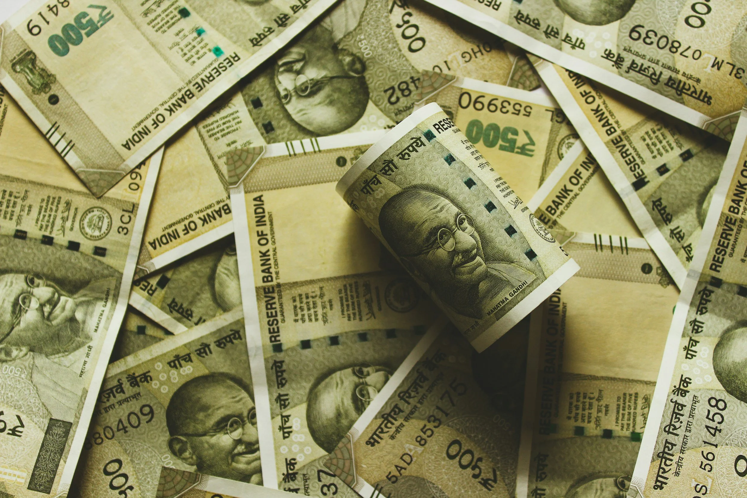 Beyond the Exchange Rate: Understanding Rupee Depreciation and India's External&nbsp; Sector Vulnerabilities