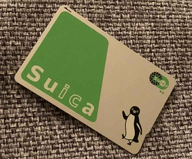 Buying a Suica card