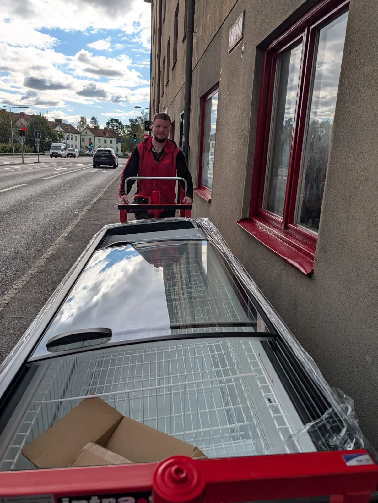 WhatsApp Image 2025-10-16 at 13.28.18.jpeg