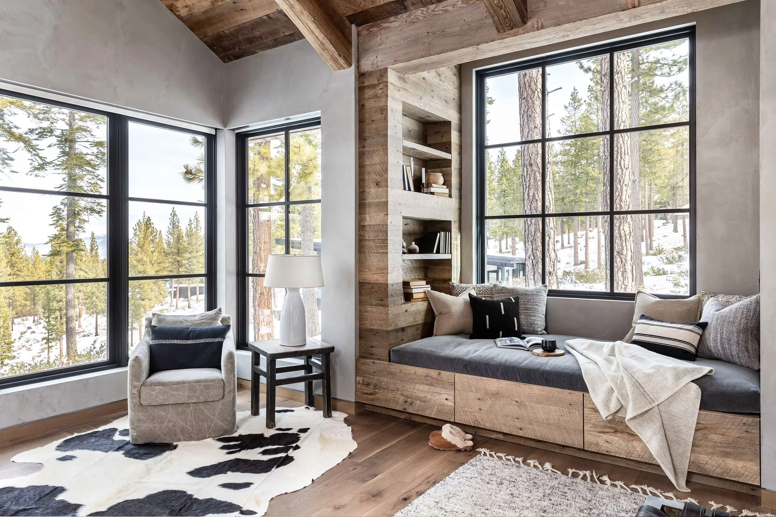 window seat reading nook