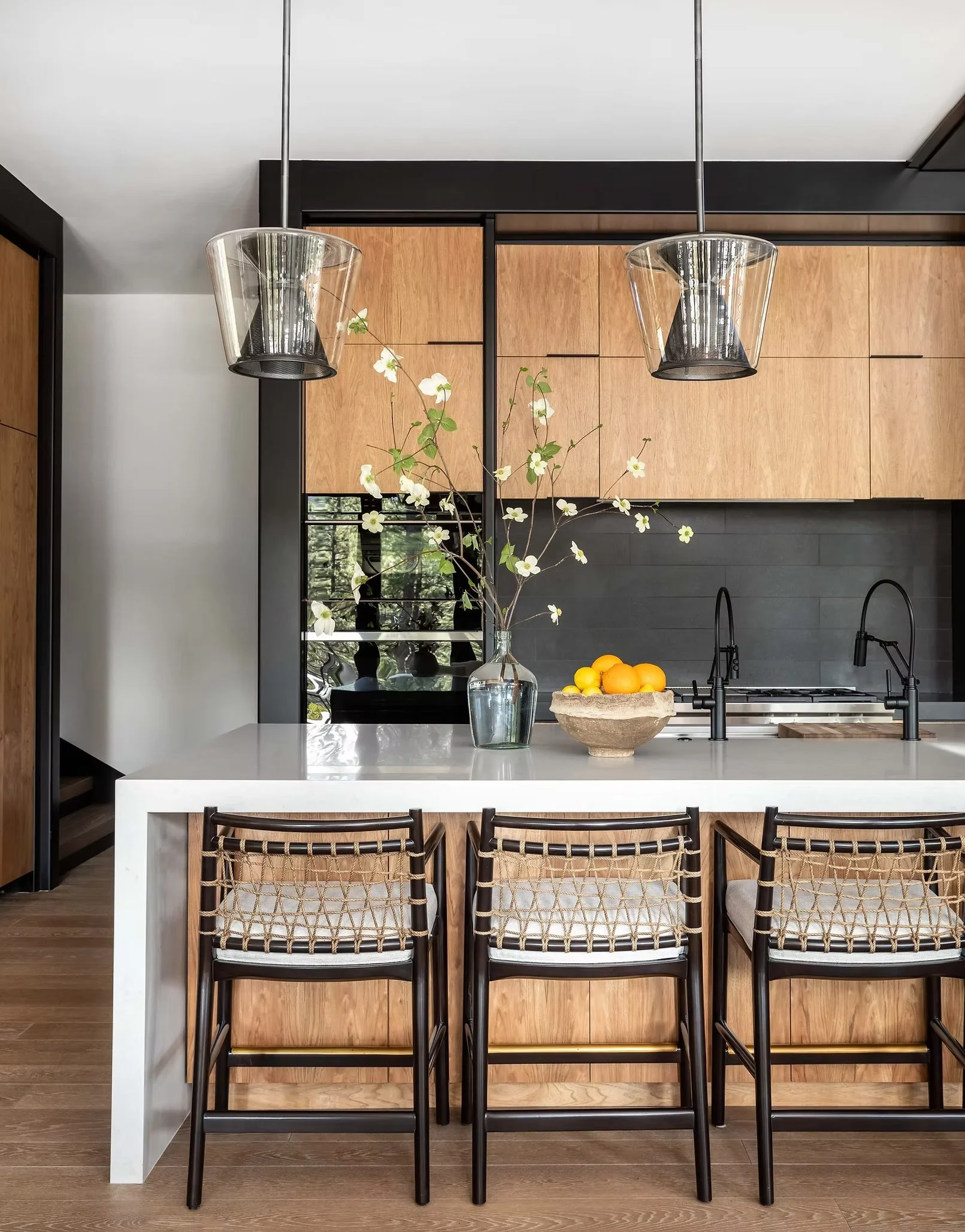 kitchen island detail