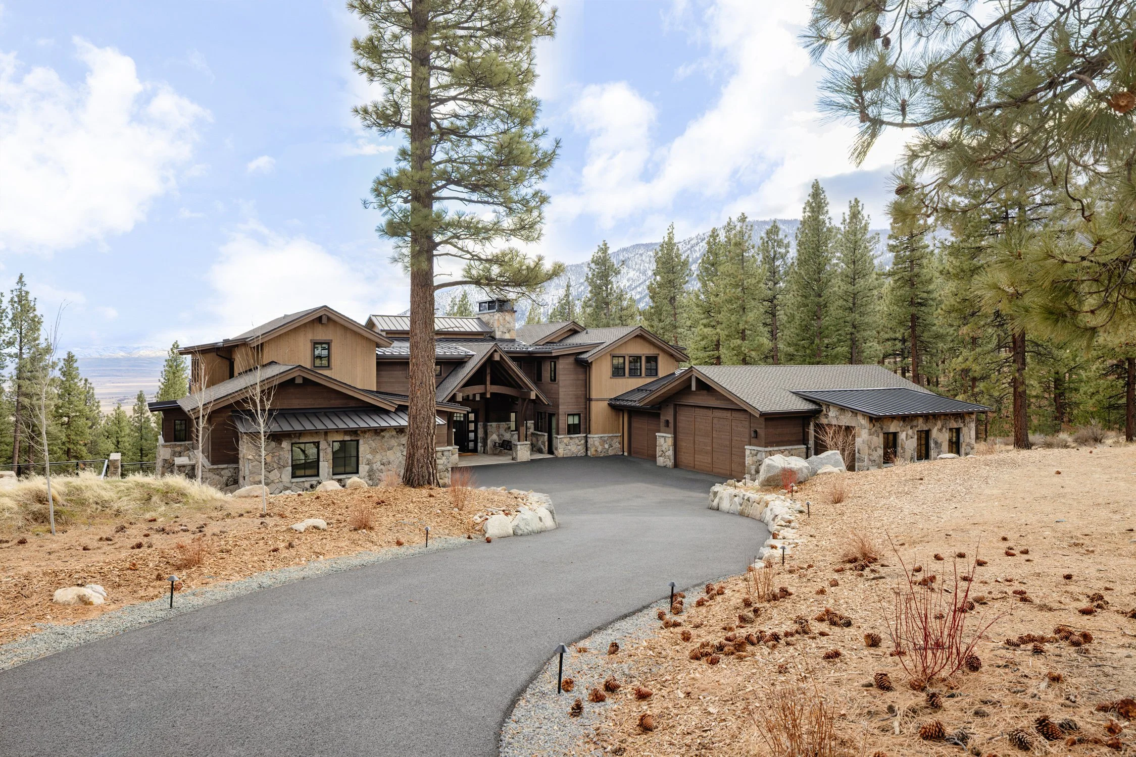 driveway to house