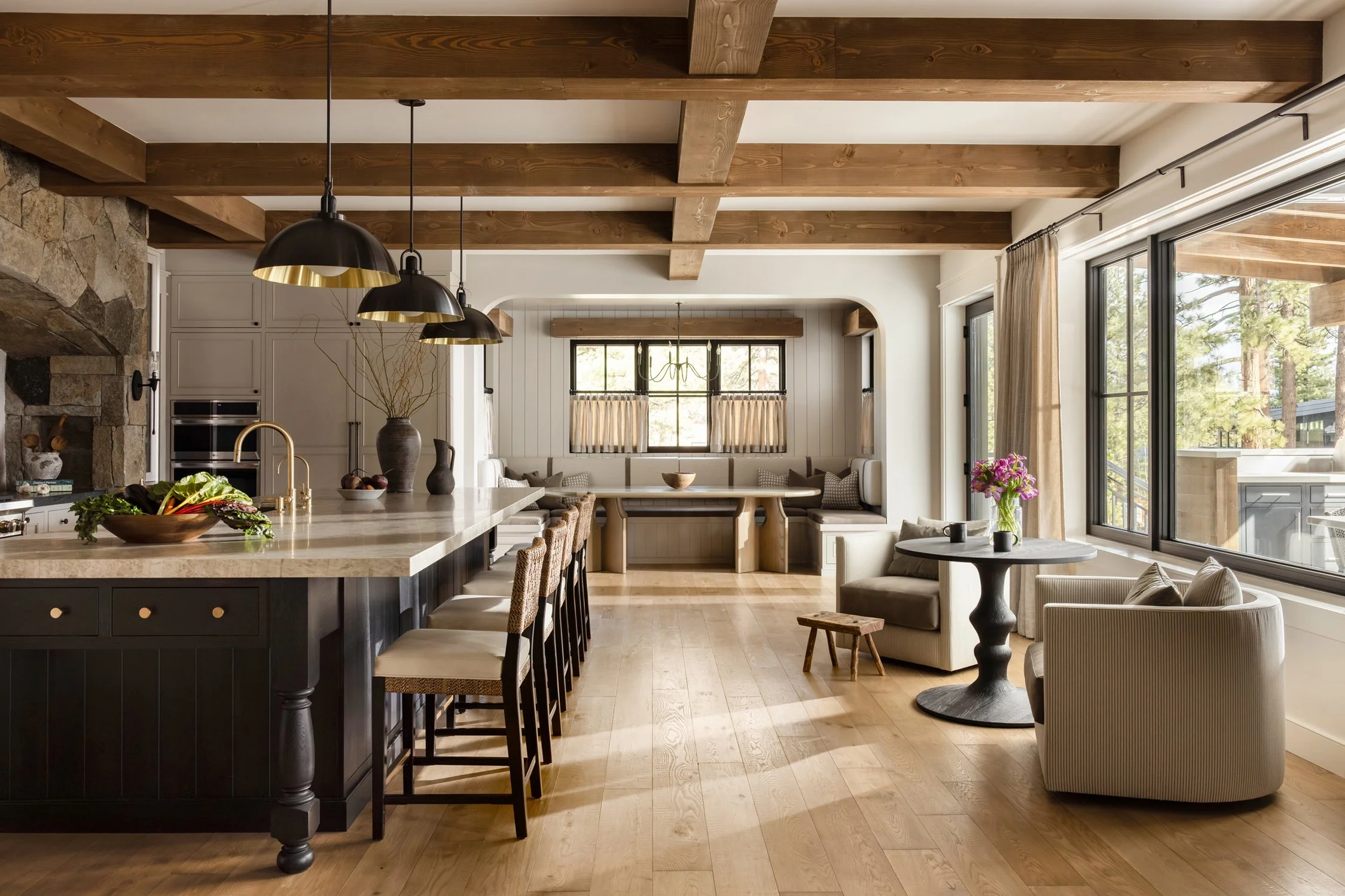 kitchen, breakfast nook, window sitting area