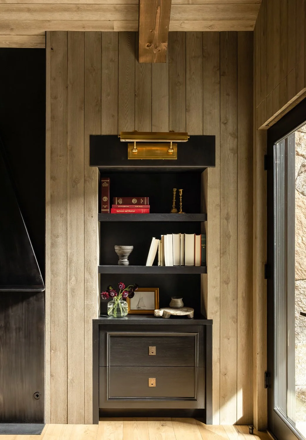 in-wall book shelf