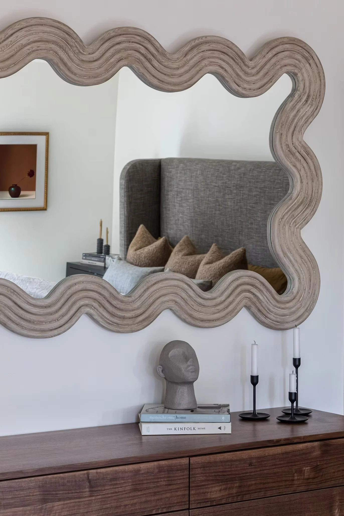 bedroom dresser and mirror