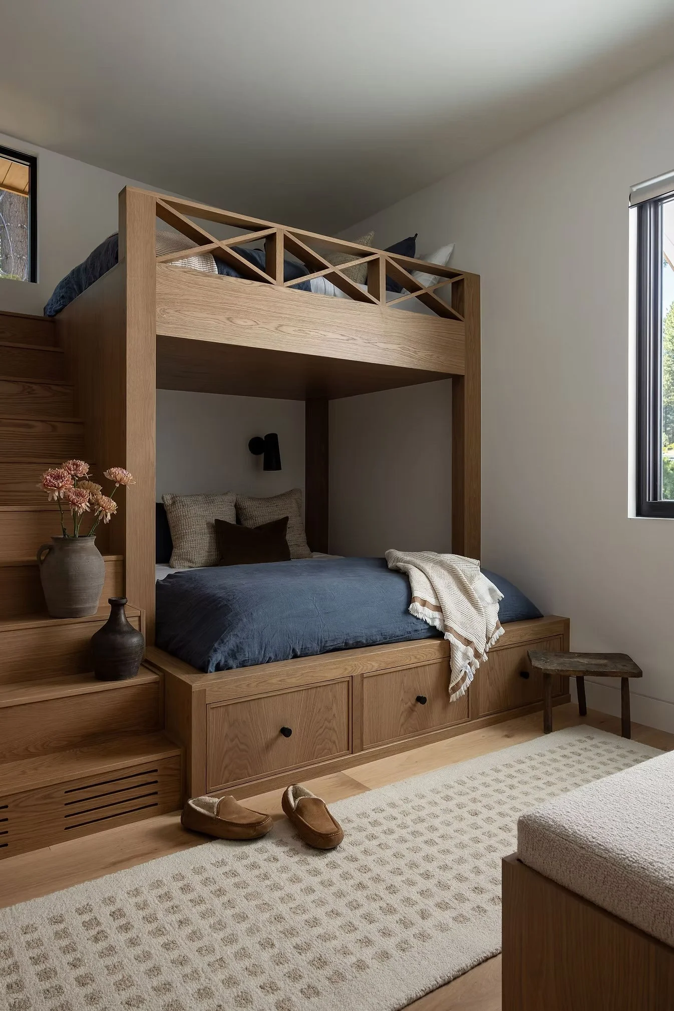 kids room bunk beds