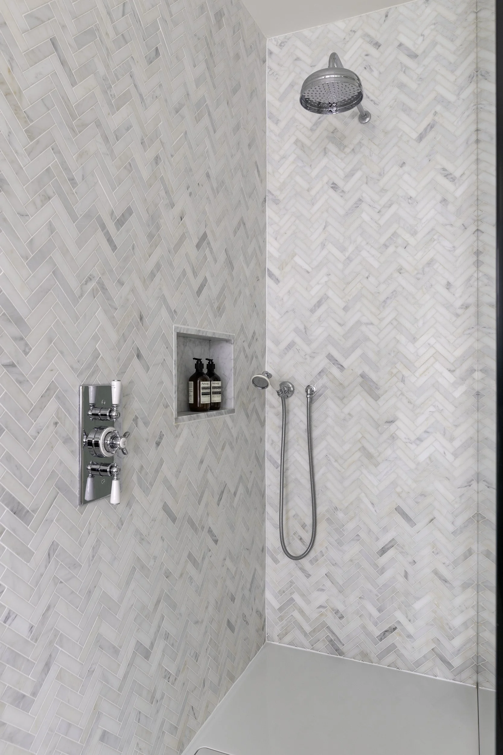 Francesca Leat Interiors_Chiswick Family Home_MASTER_BATHROOM_12.jpg