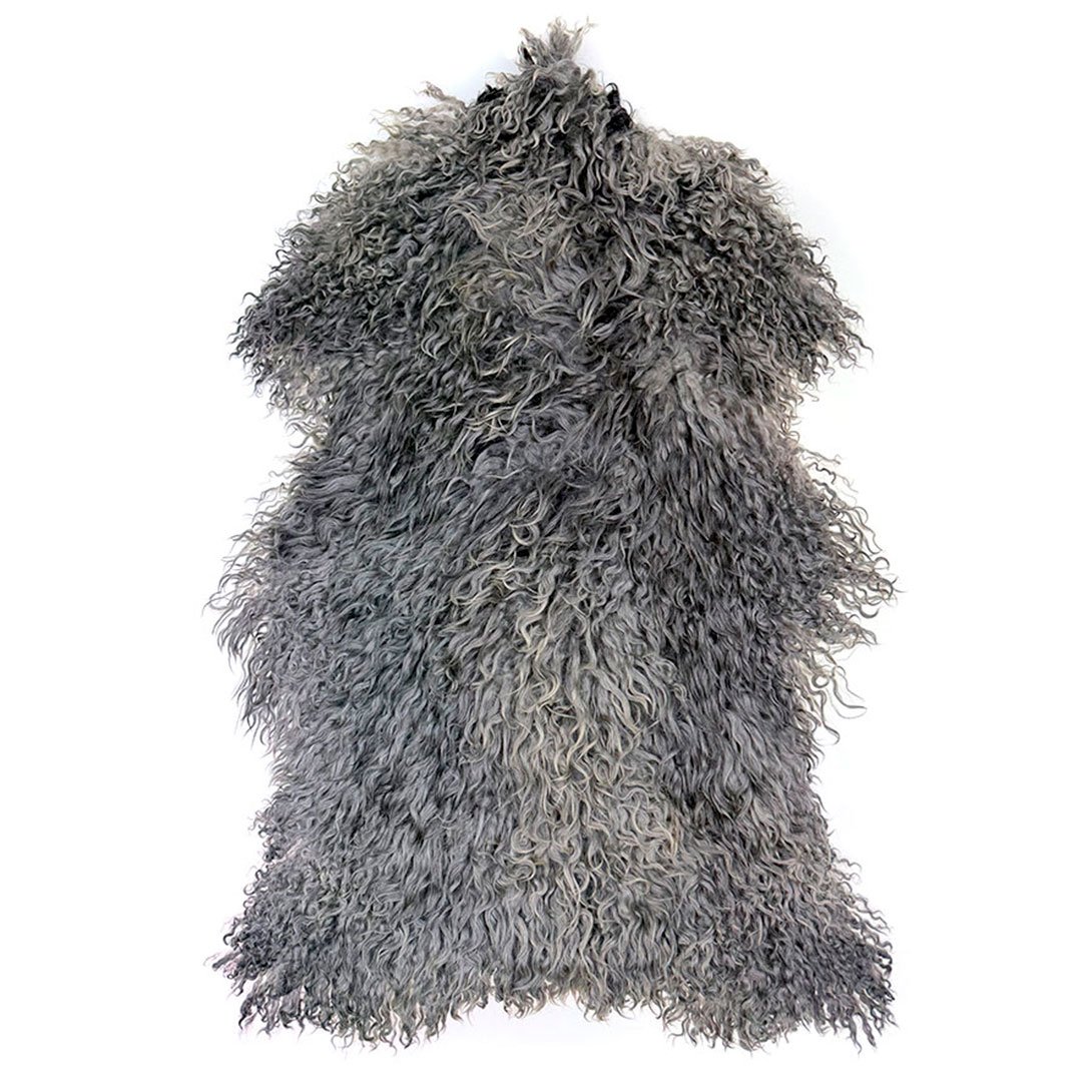 Eko gotländskt fårskinn – djupa grå toner med livfull struktur