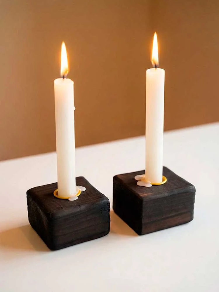 japanese.long.candle3.jpg