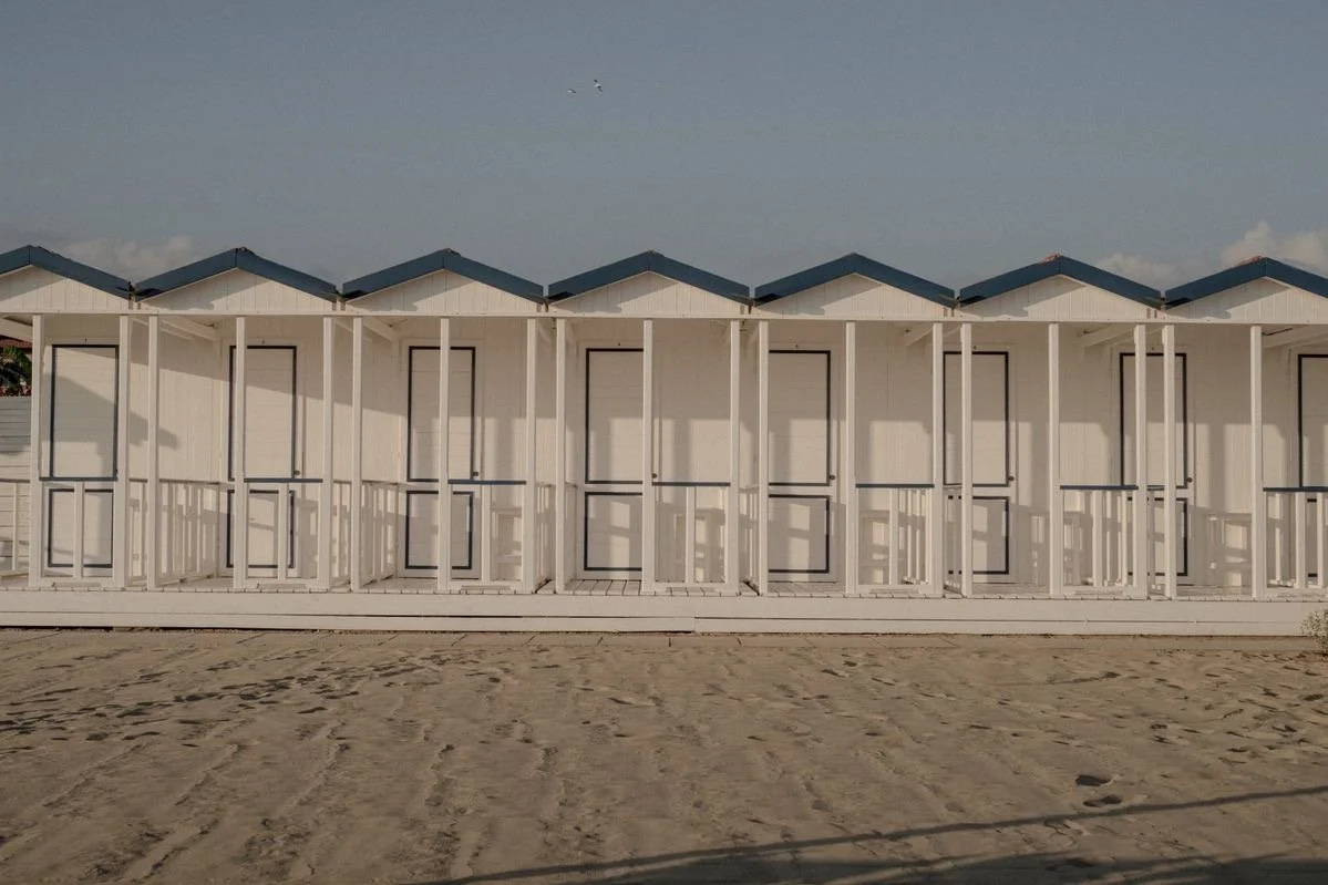 An image of The Float House.