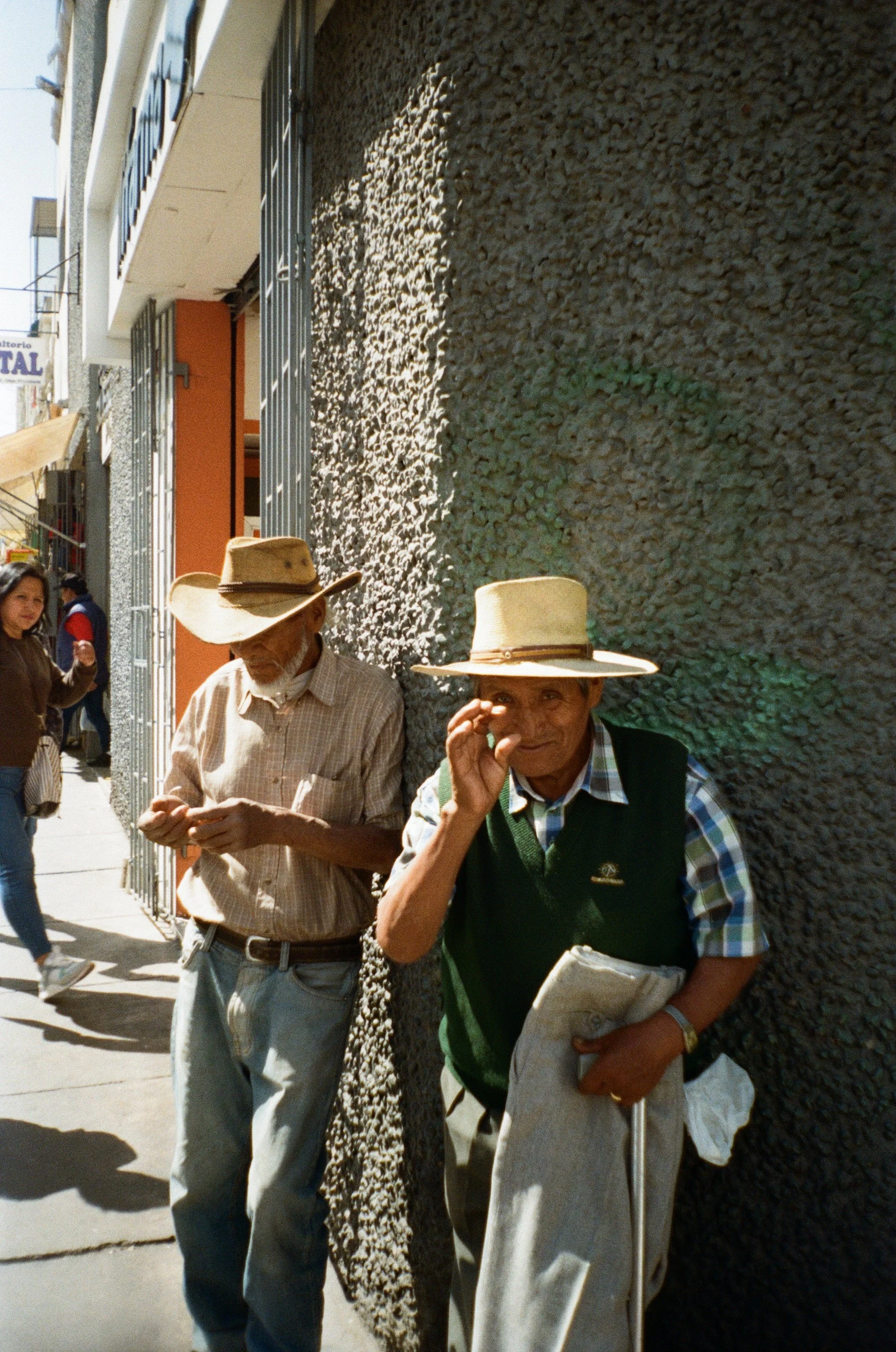 000056240015 copie.jpg