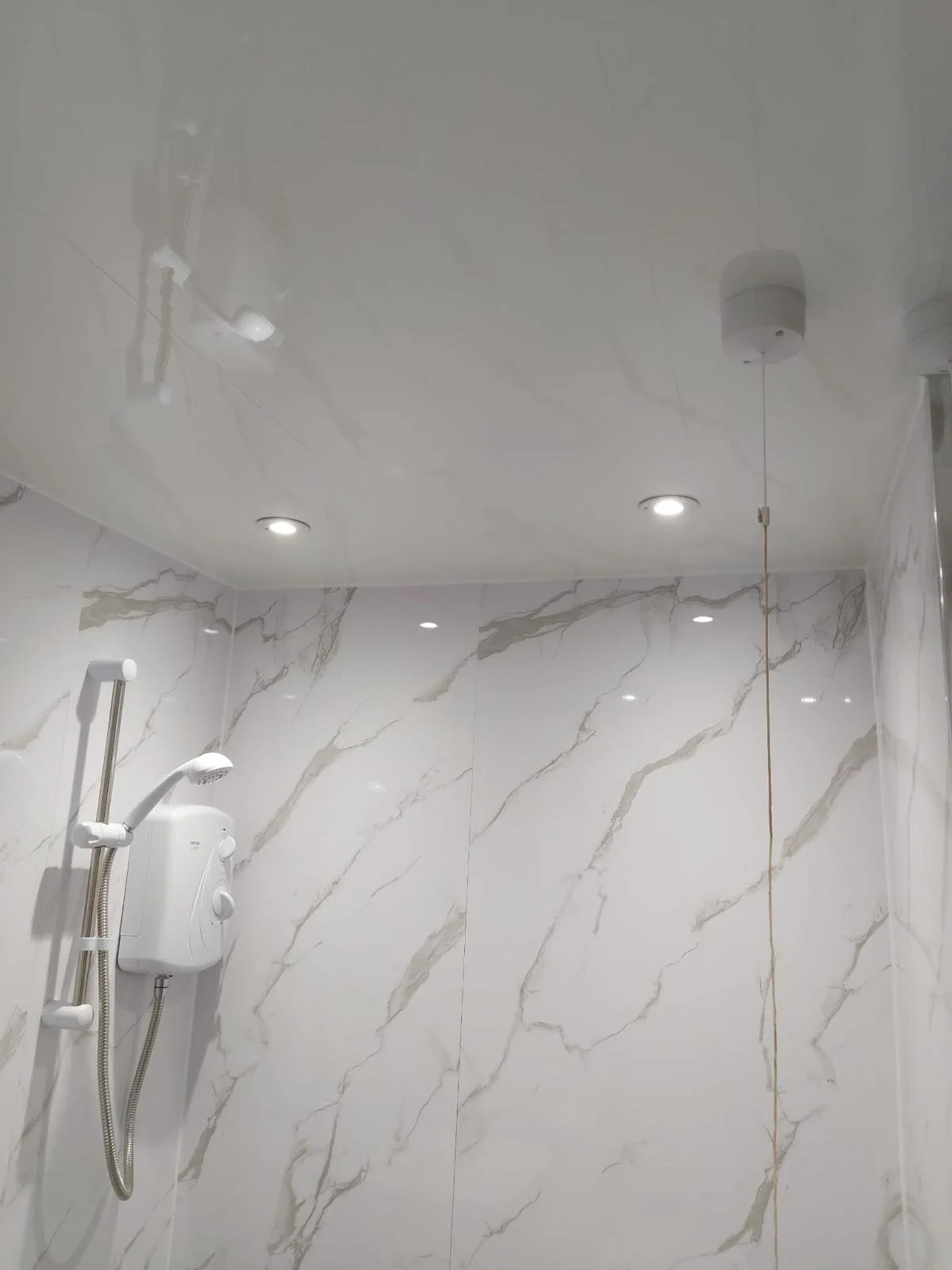 PHOTO-2025-12-17-20-17-26 (3).jpg