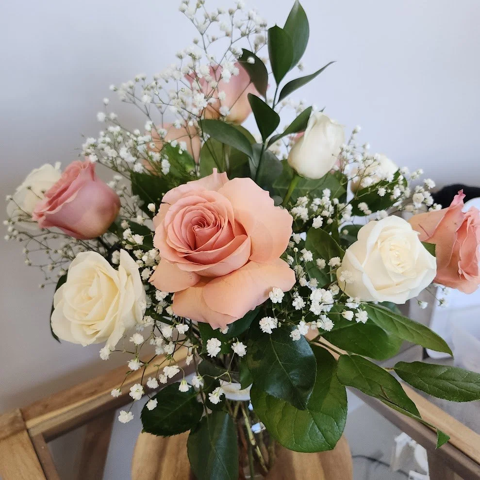 valentines 12 roses 1.jpg