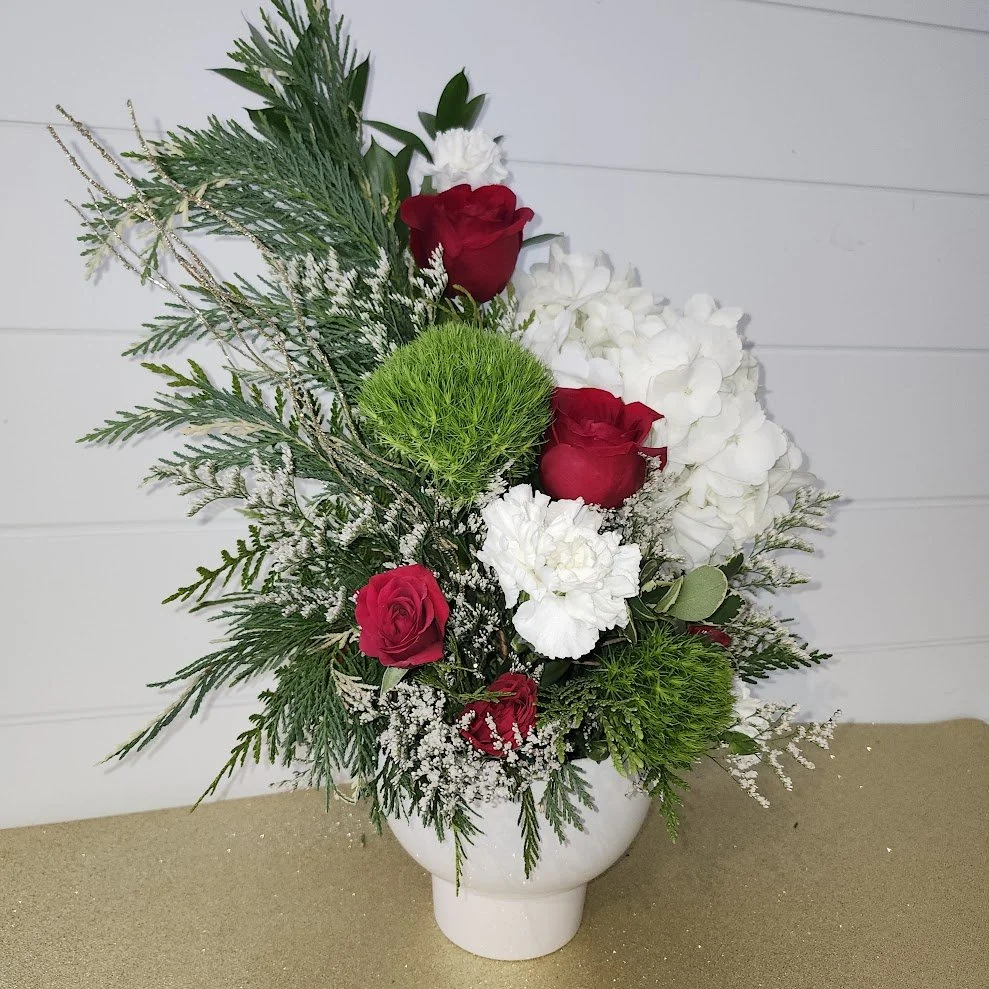 Xmas season funeral arrangement.jpg