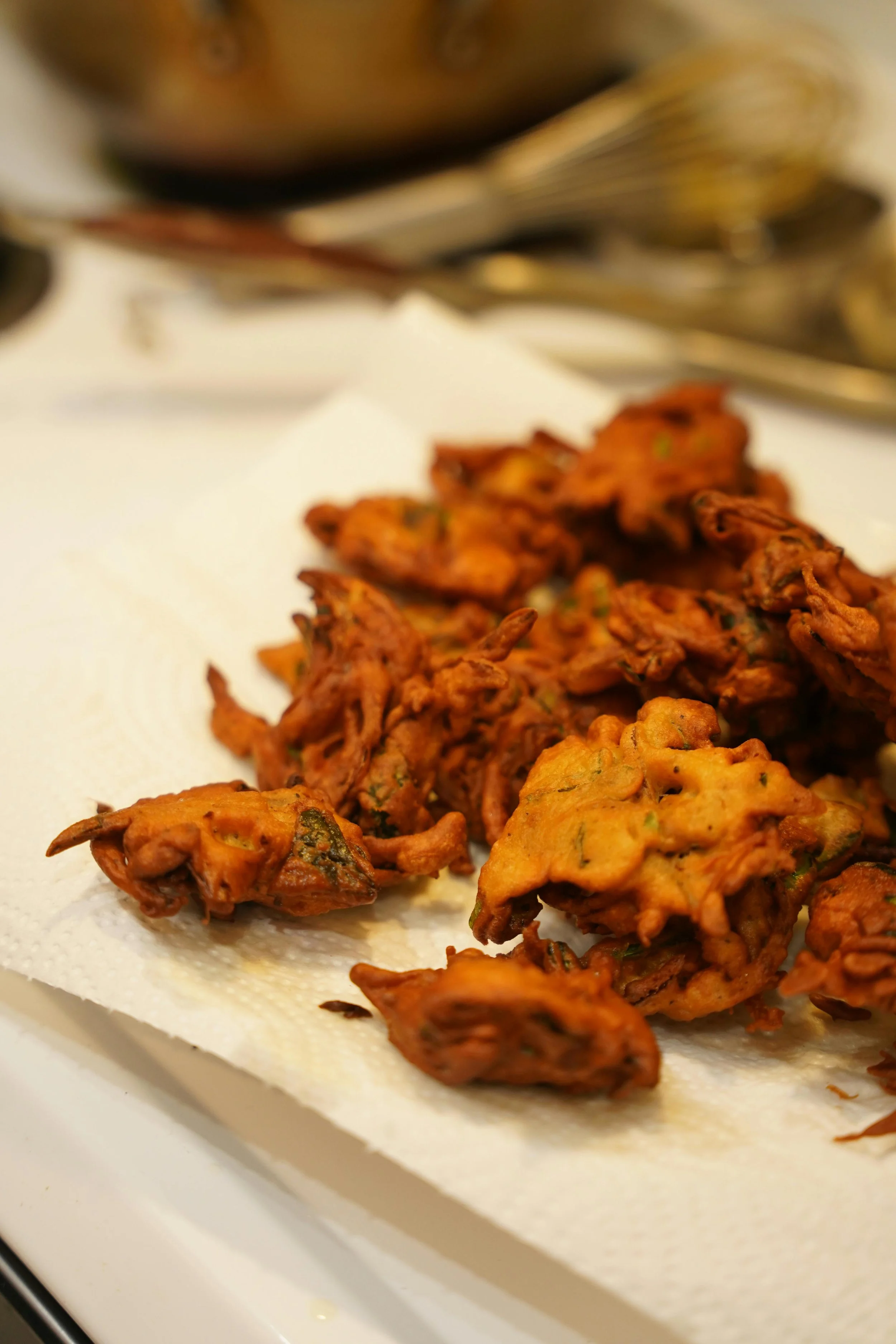 Plat de haggis pakora sortant de l'huile