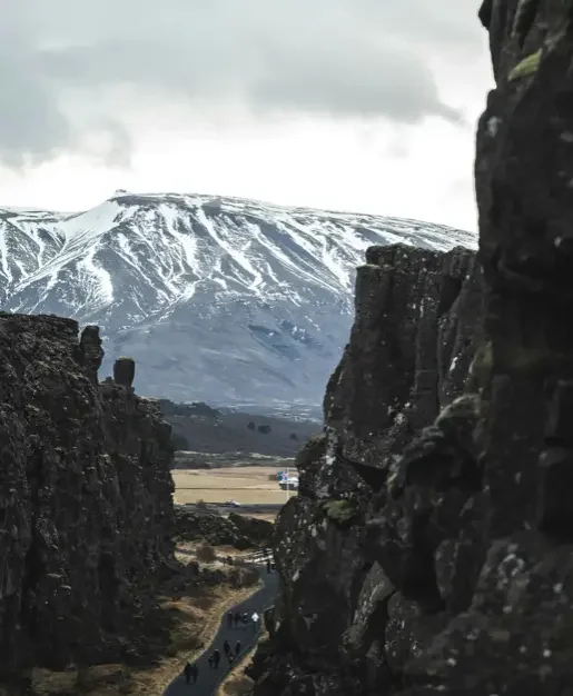 Paysage volcanique de Thingvellir en Islande, à quelques mètres de la faille de Silfra