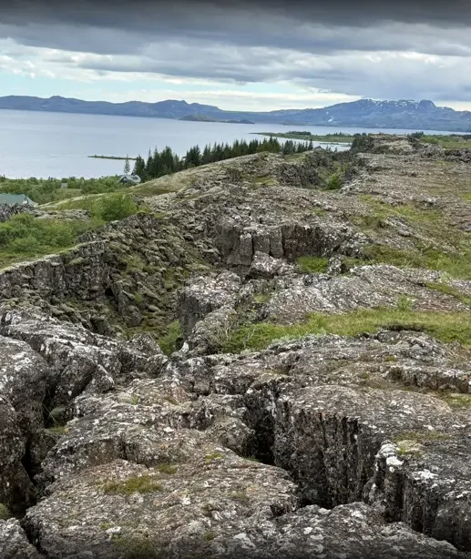 La Brennugjá, faille de Þingvellir où étaient exécutés les sorciers islandais