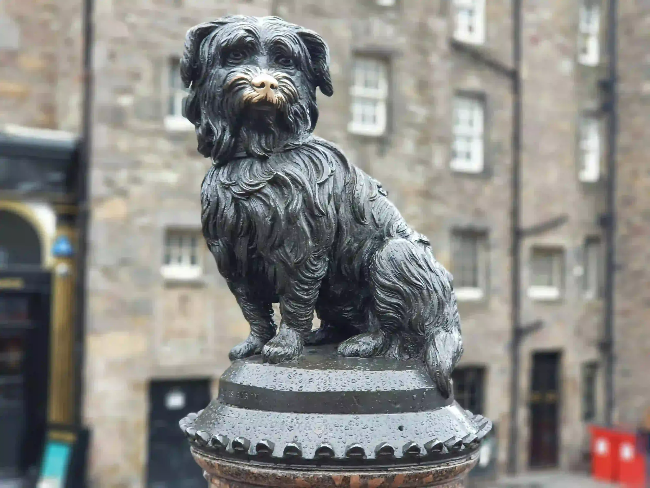 Statue en bronze de Greyfriars Bobby, Candlemaker Row, Édimbourg