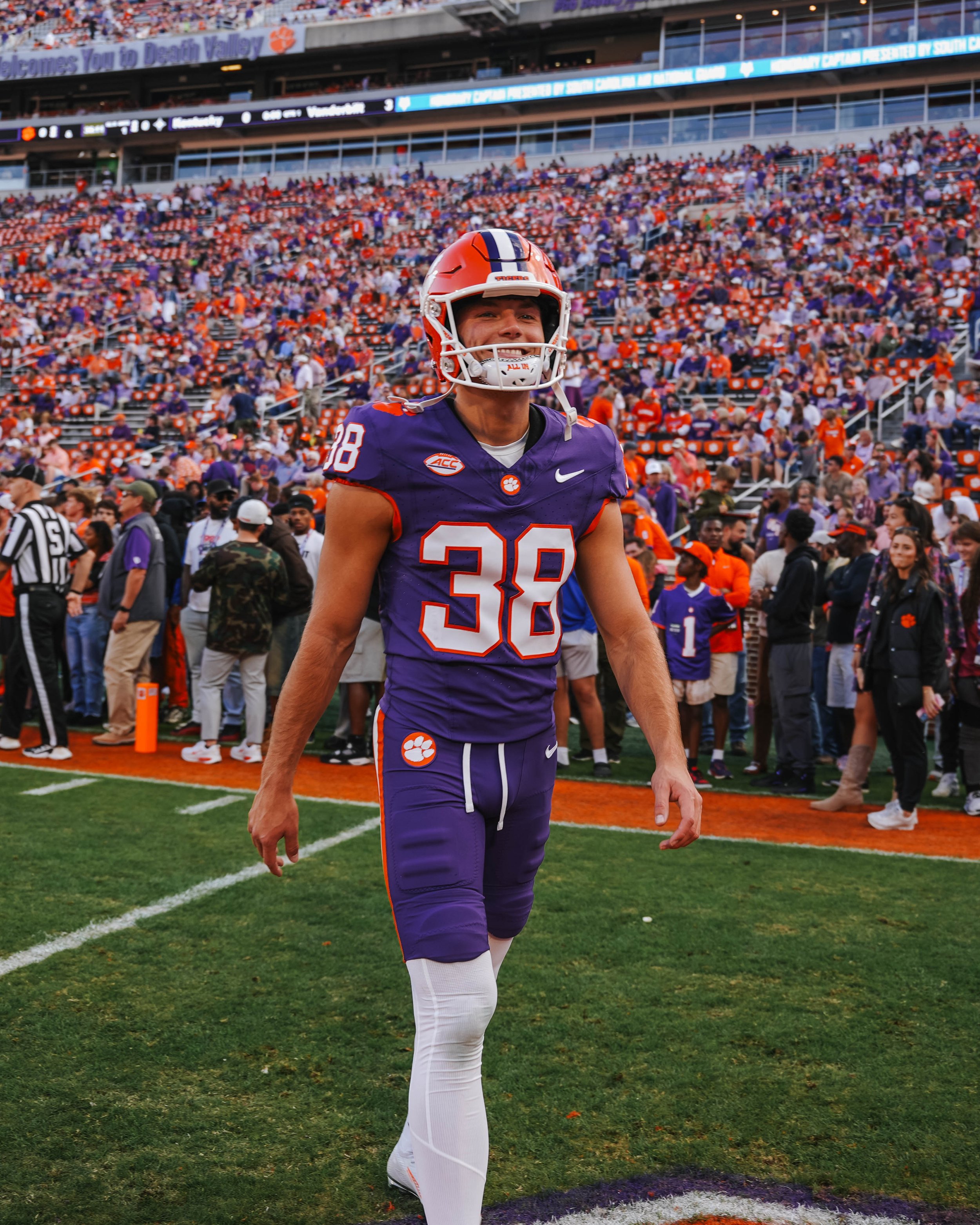 Clemson_vs_Furman_112225_SAP-56.JPG