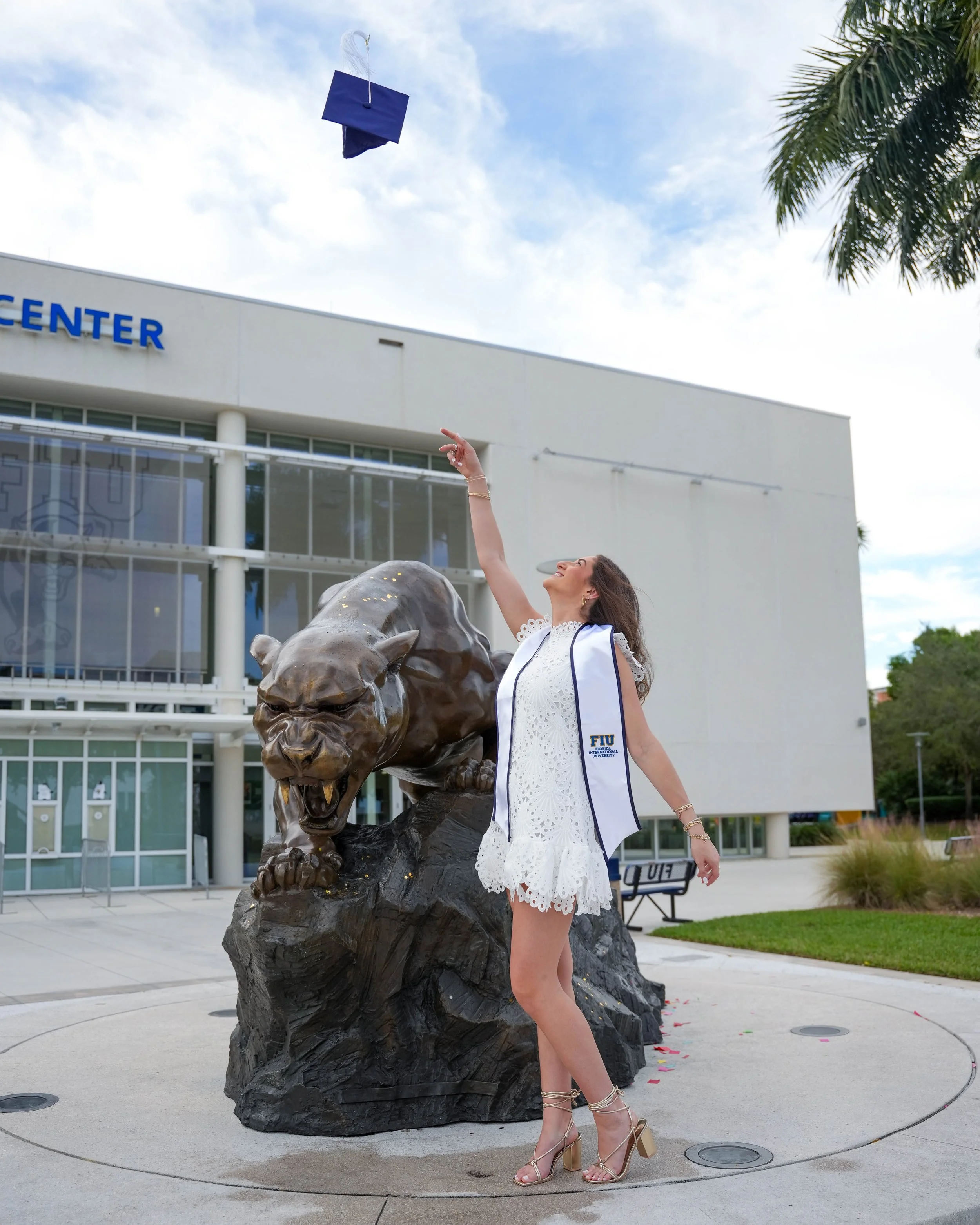 Alex Salazar_Grad Pictures-123.JPG