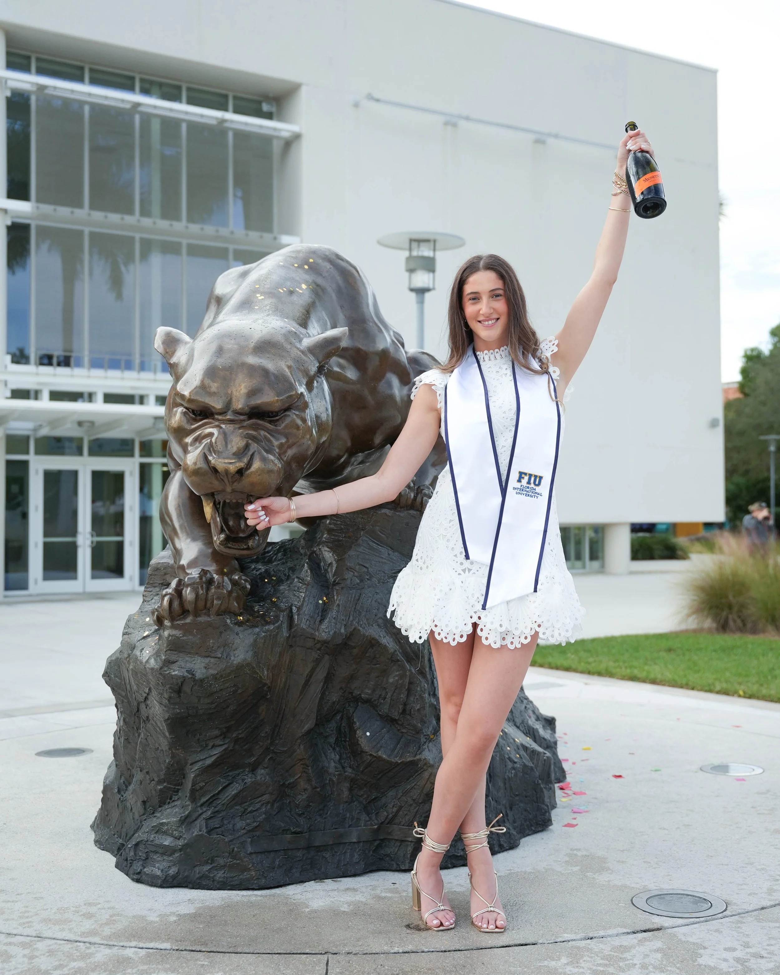 Alex Salazar_Grad Pictures-117.JPG