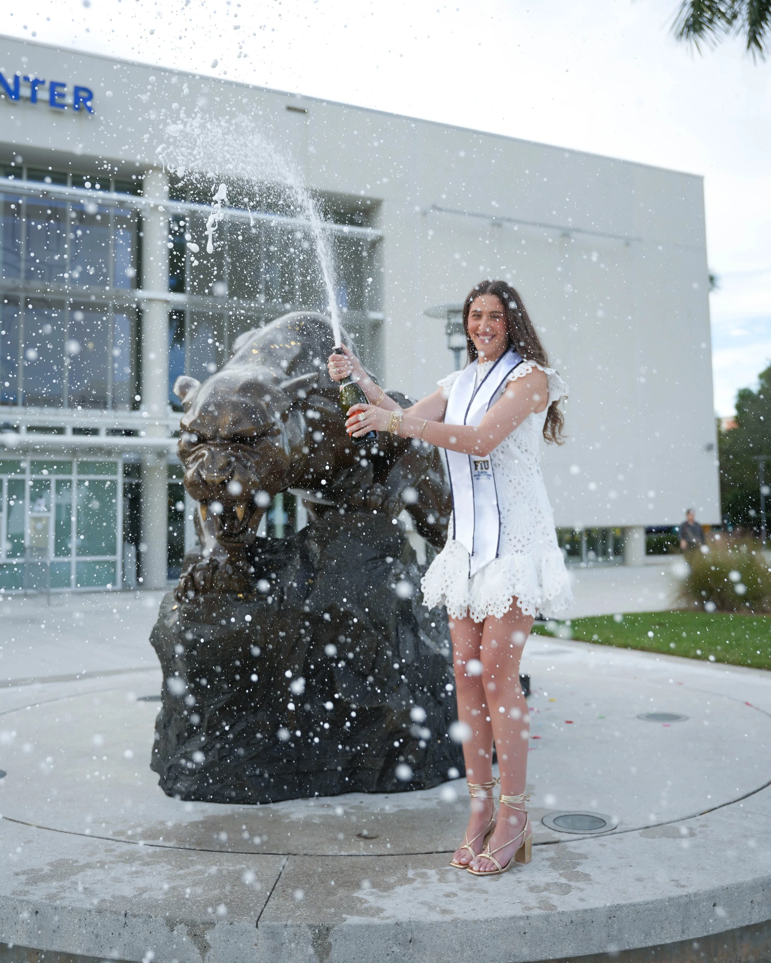 Alex Salazar_Grad Pictures-108.JPG