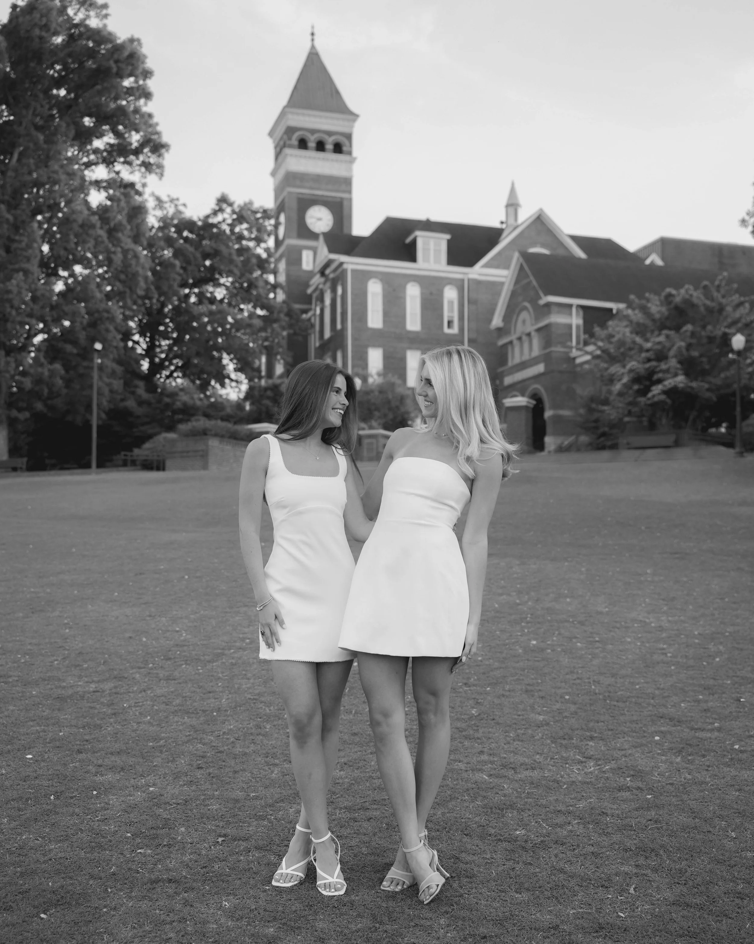 Claire&BessClemson2026GradPhotos_SAP-263.JPG