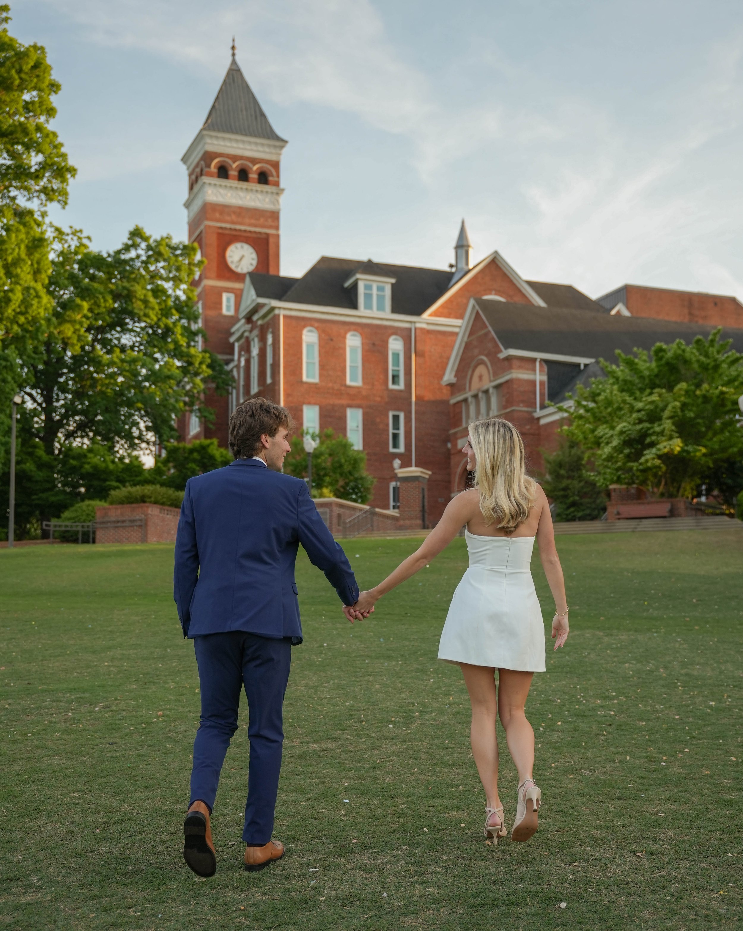 Claire&BessClemson2026GradPhotos_SAP-220.JPG