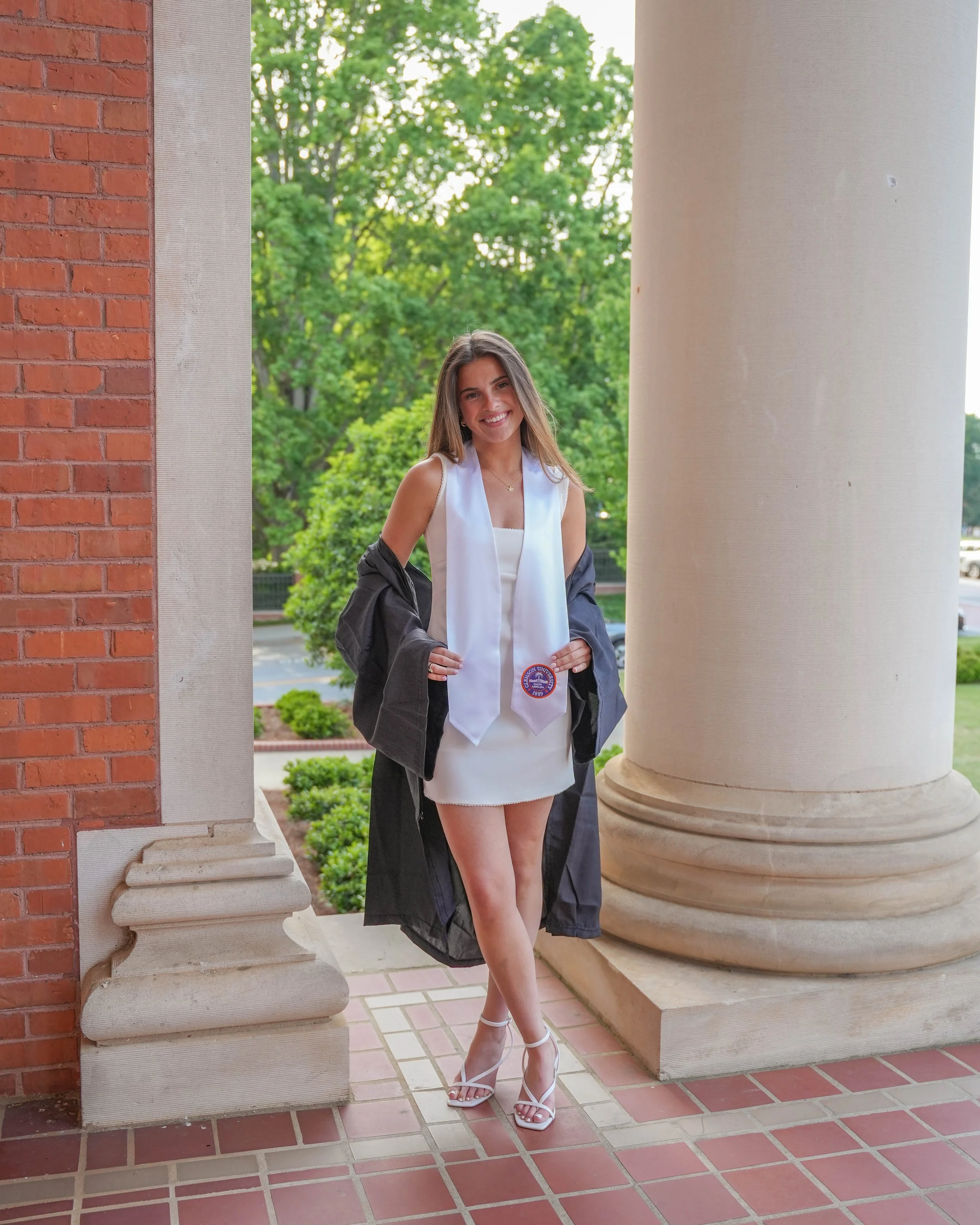 Claire&BessClemson2026GradPhotos_SAP-83.JPG
