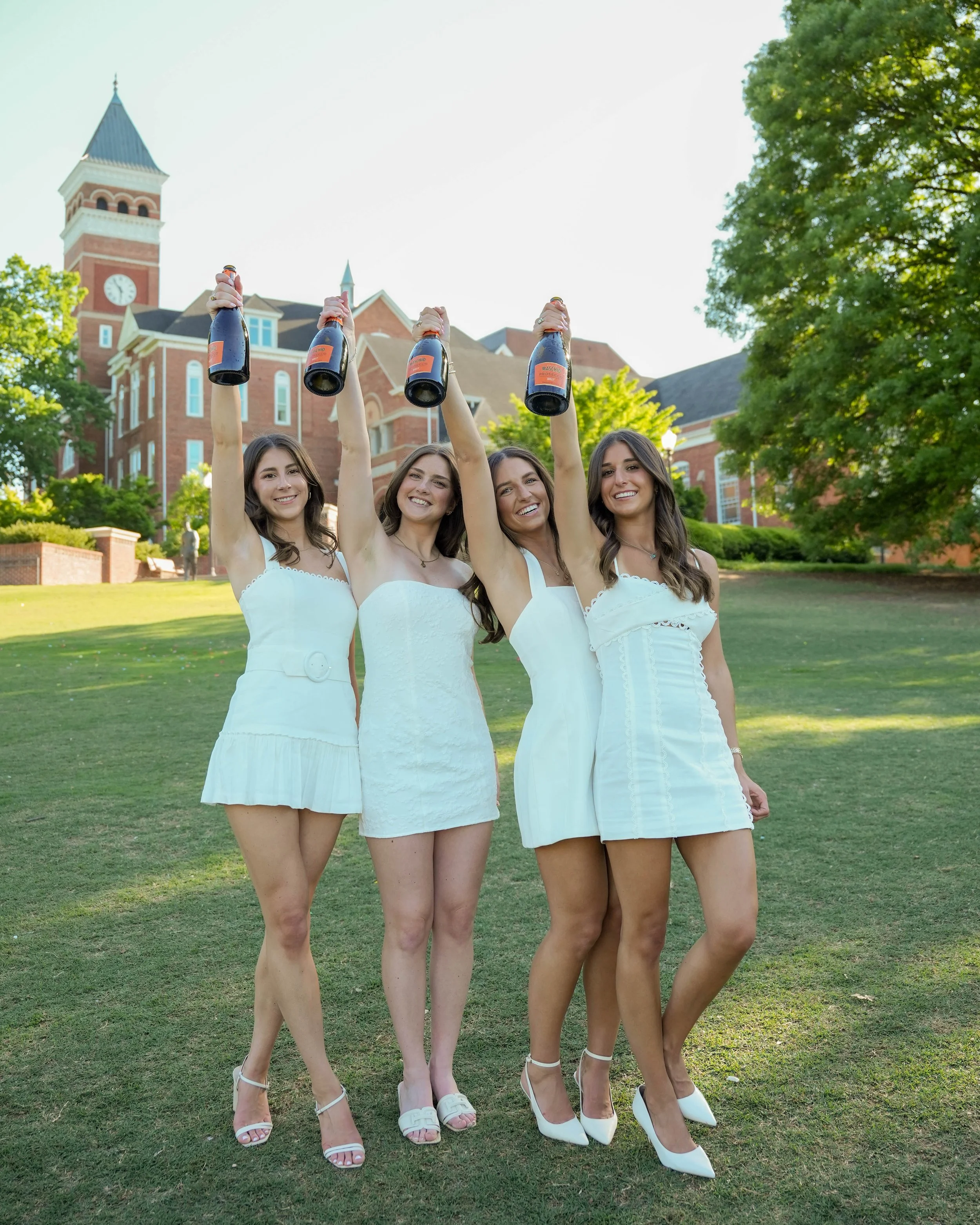 Bridgette,Karley,Sinead&LondonClemson2026GradPhotos_SAP-297.JPG