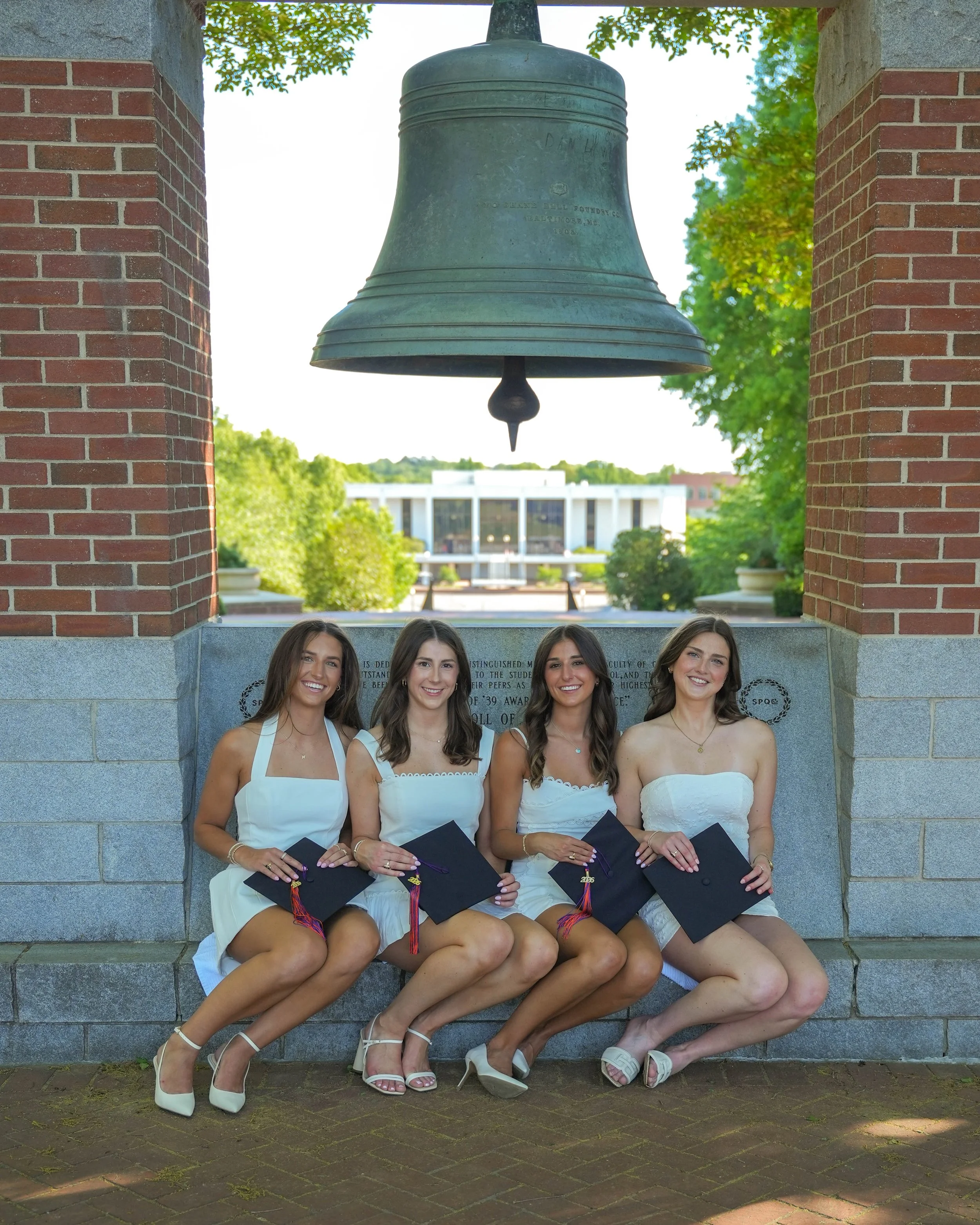Bridgette,Karley,Sinead&LondonClemson2026GradPhotos_SAP-199.JPG