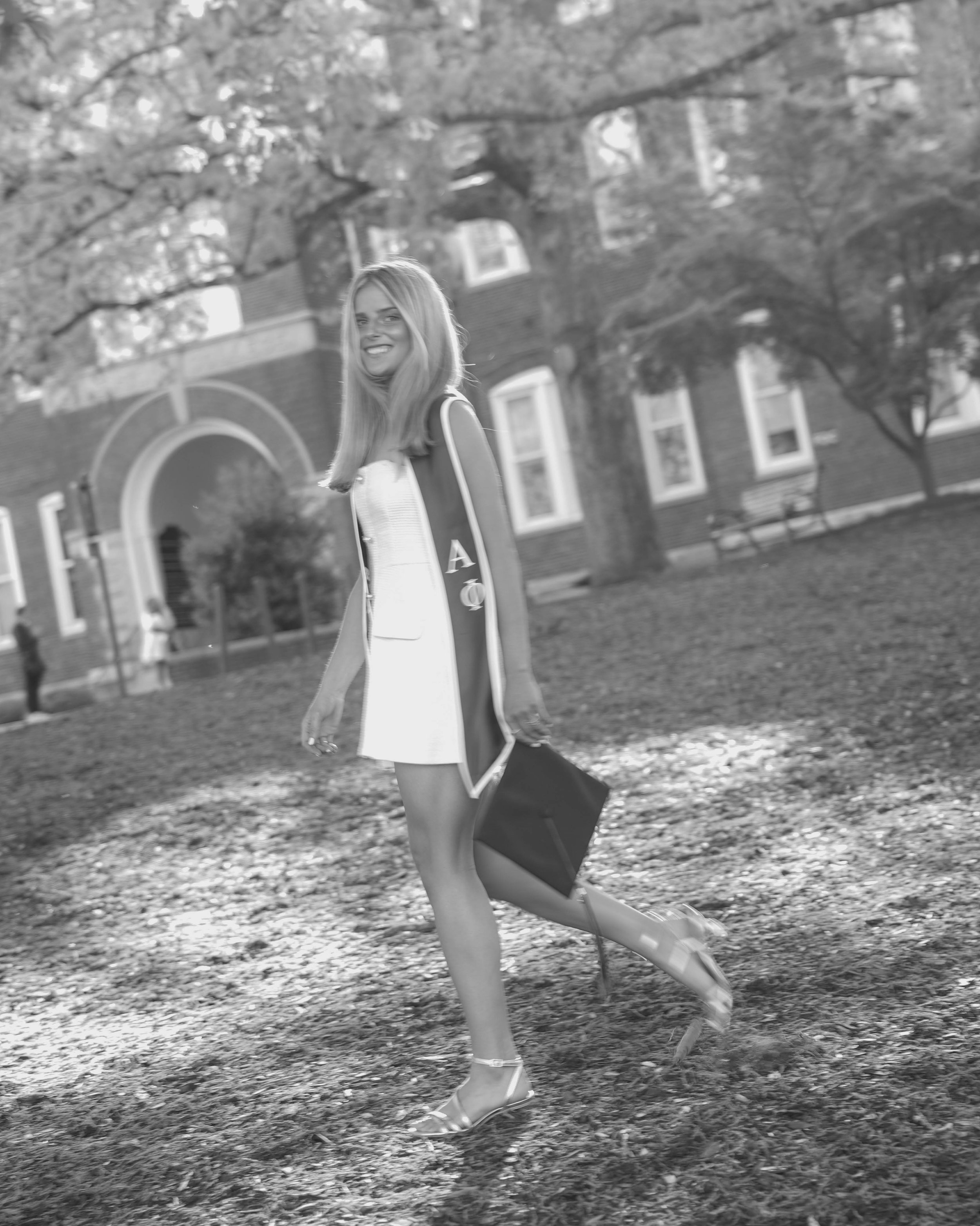 AlexaGarrity2026GradPhoto_SAP-134.JPG