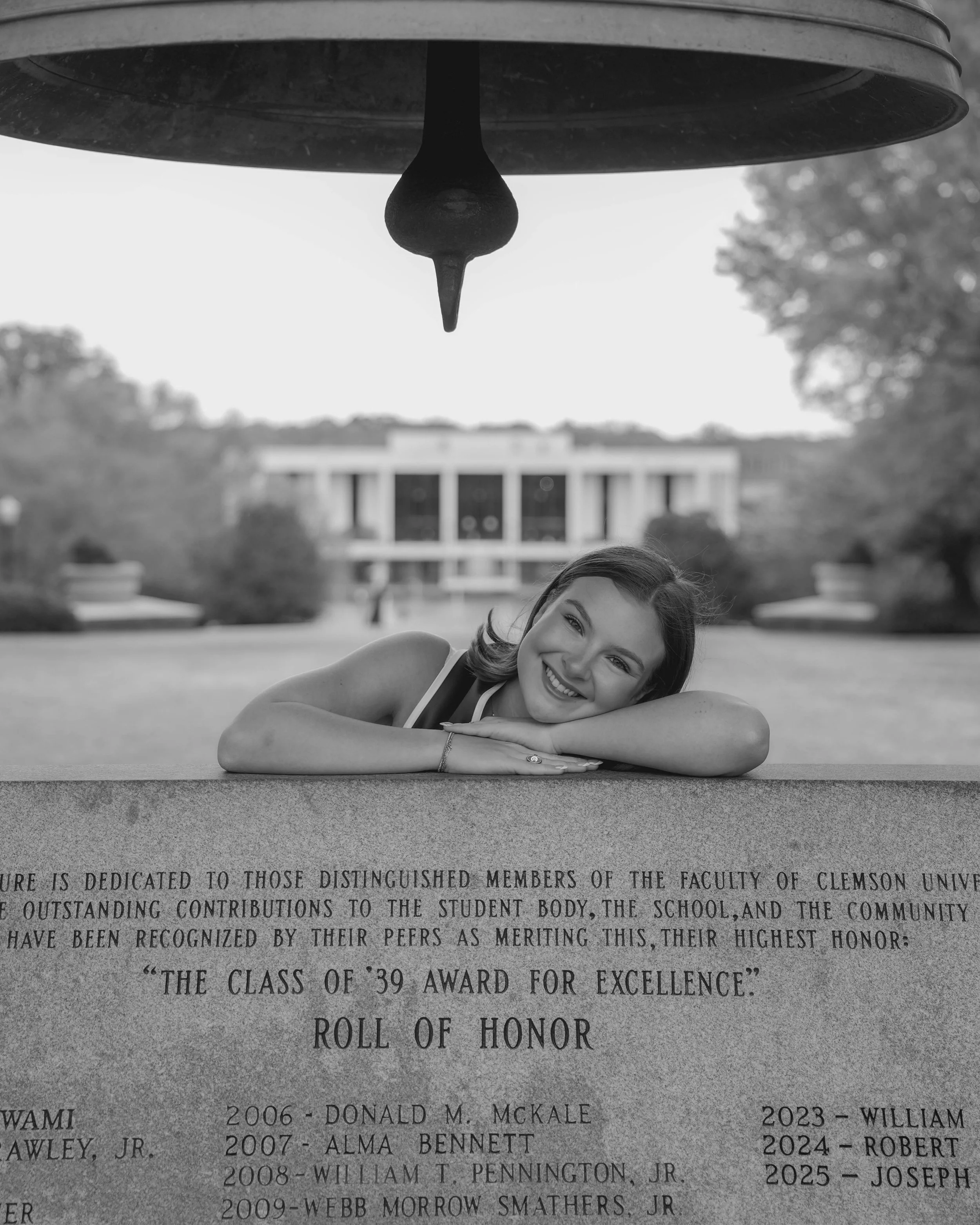 ElizabethHopkins2026GradPhoto_SAP-82.JPG