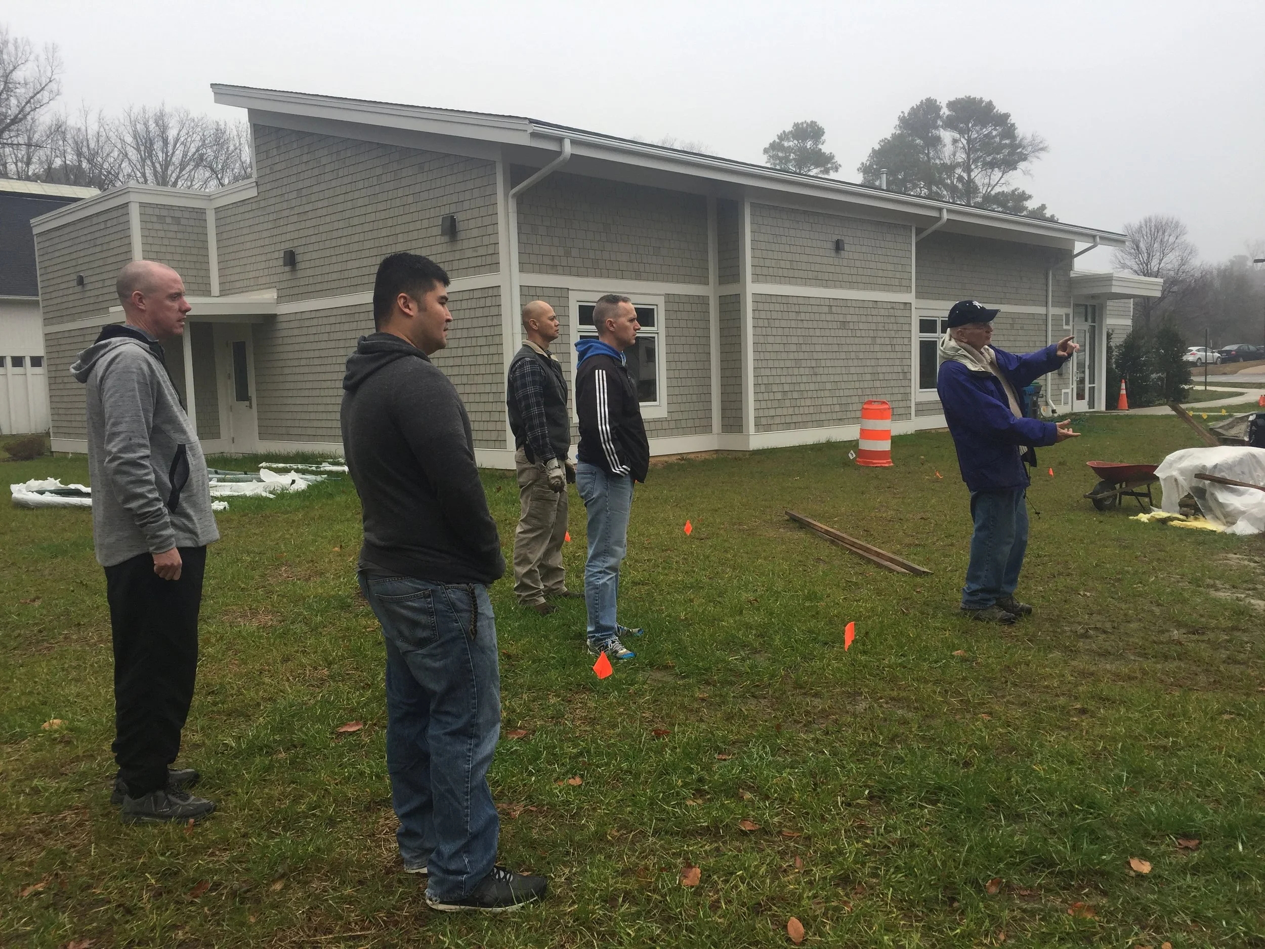 guys with swing setup.JPG