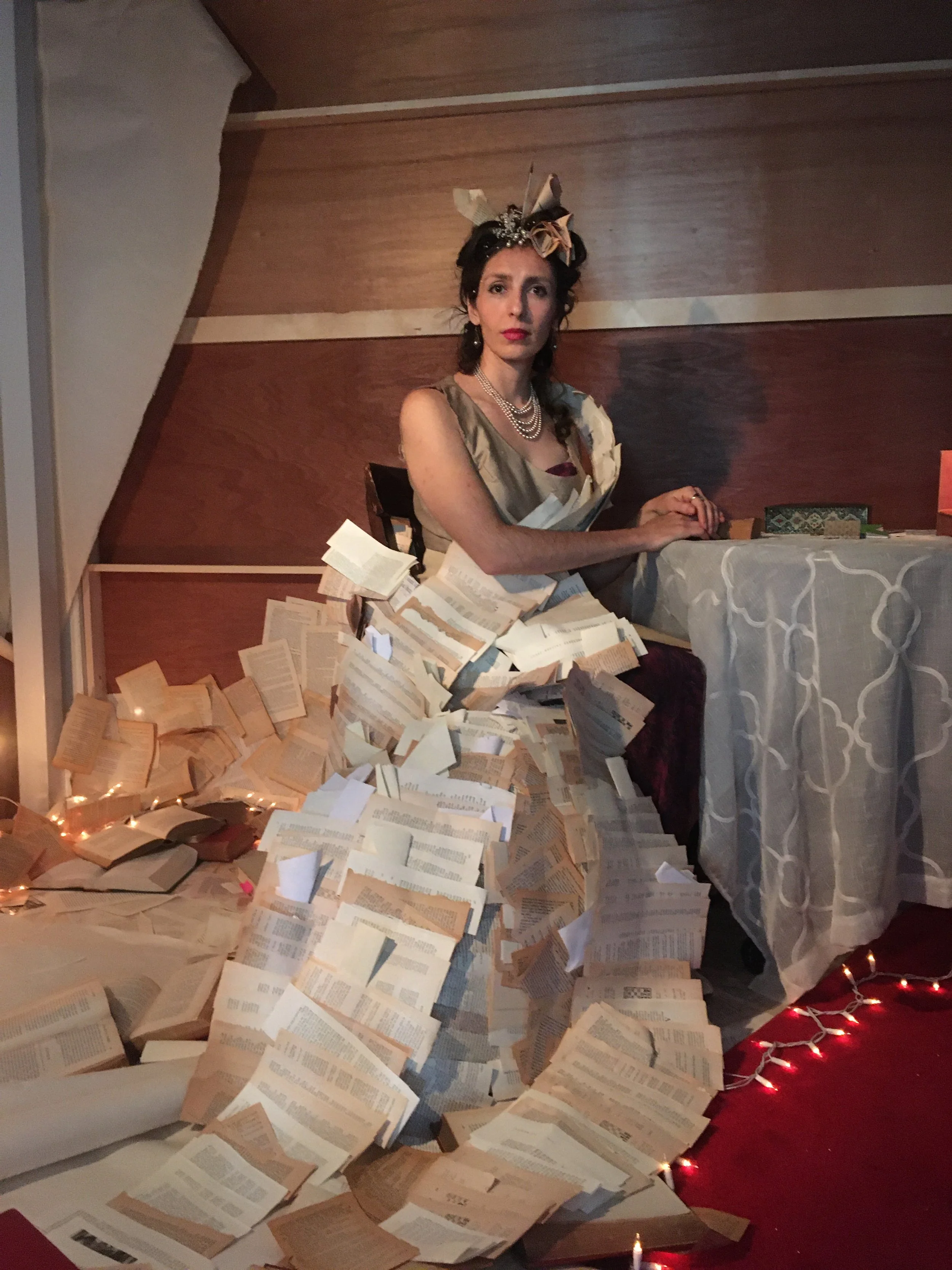 Literary Oracle awaiting seeker

