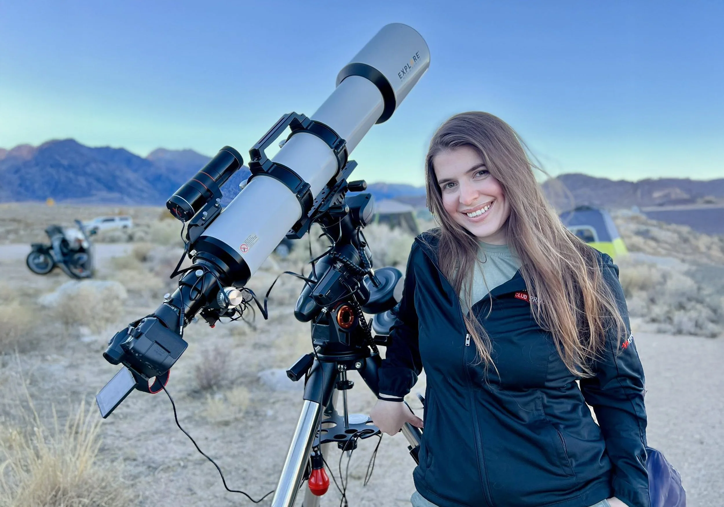 Pranvera Hyseni in desert with telescope