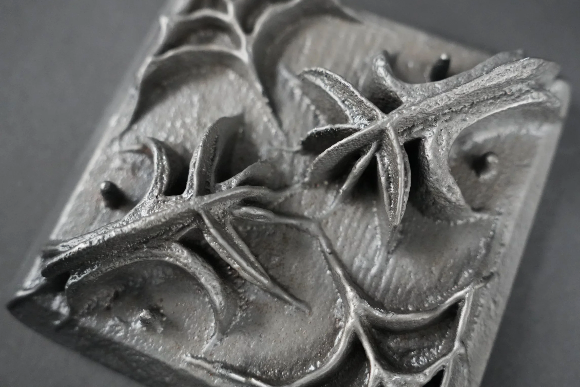 Iron Tile  -  
2025  -  
Iron  -  
4 1/2 in x 4 1/2 in