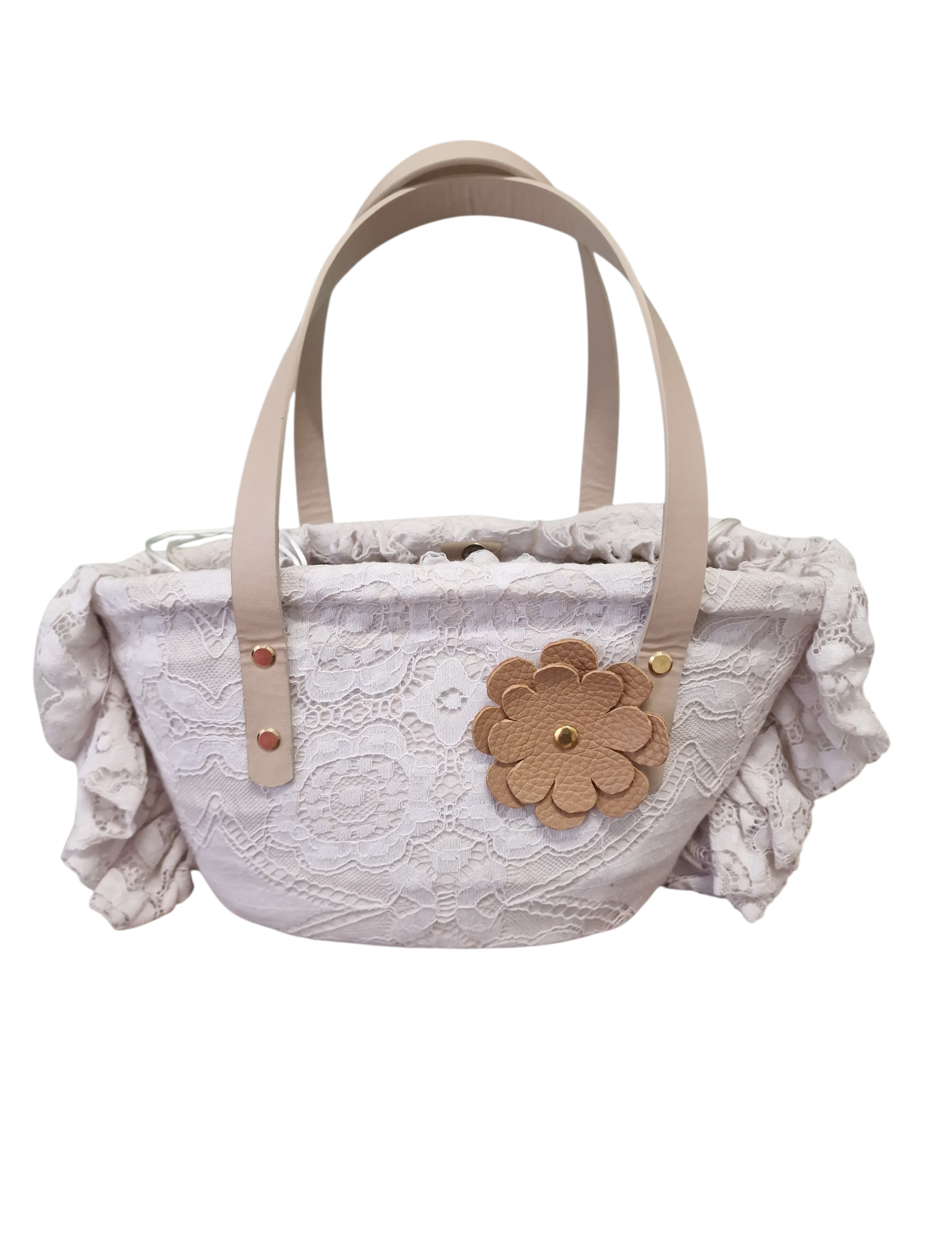 Coffa Ammuri Erice in pizzo bianco vista frontale con manici in pelle