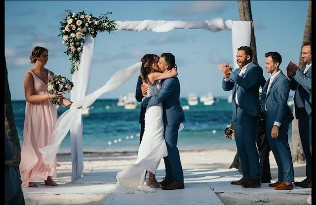 Barefoot Bride Rachel’s Review of Secrets Royal Beach