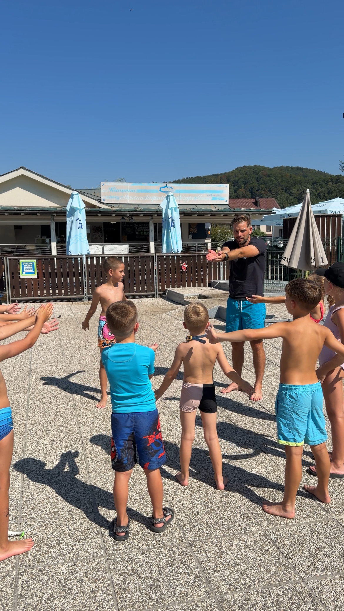 Akademija ŠAPA - vadba za otroke in programi za odrasle - nogomet, gibanje, plavanje, osebno trenerstvo, hujšanje, učenje plavanja, vadba za seniorje oz. starejše - Ivančna Gorica, Višnja Gora, Šentvid pri Stični, Zagradec, Veliki Gaber, Ljubljana