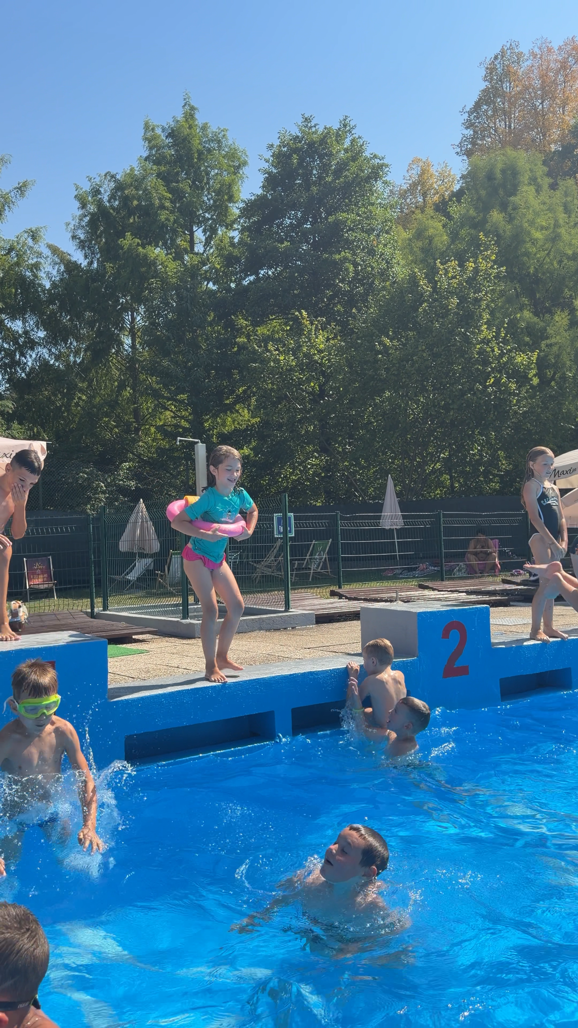 Akademija ŠAPA - vadba za otroke in programi za odrasle - nogomet, gibanje, plavanje, osebno trenerstvo, hujšanje, učenje plavanja, vadba za seniorje oz. starejše - Ivančna Gorica, Višnja Gora, Šentvid pri Stični, Zagradec, Veliki Gaber, Ljubljana