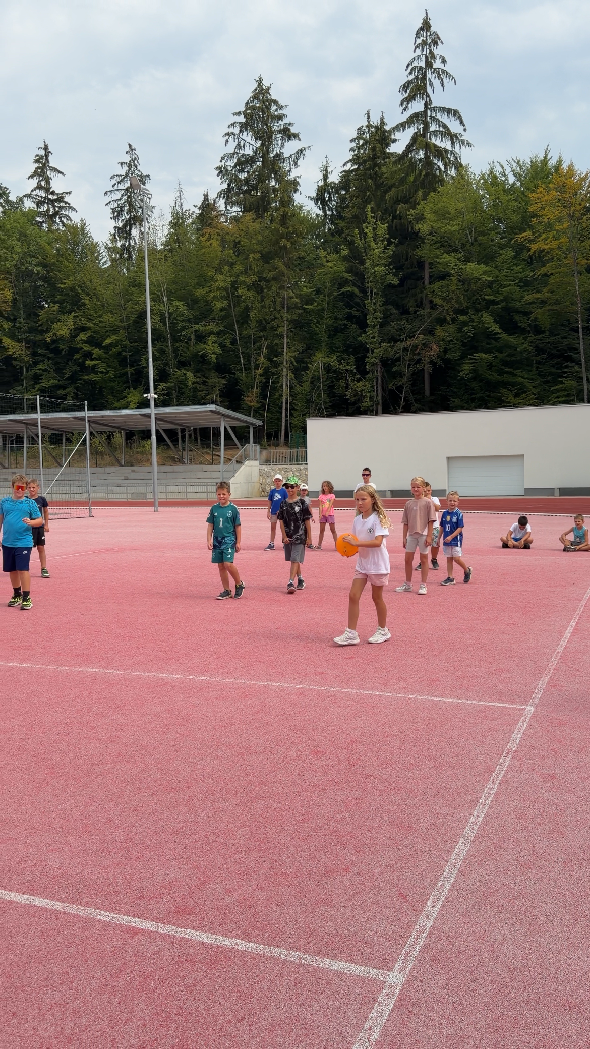 Akademija ŠAPA - vadba za otroke in programi za odrasle - nogomet, gibanje, plavanje, osebno trenerstvo, hujšanje, učenje plavanja, vadba za seniorje oz. starejše - Ivančna Gorica, Višnja Gora, Šentvid pri Stični, Zagradec, Veliki Gaber, Ljubljana