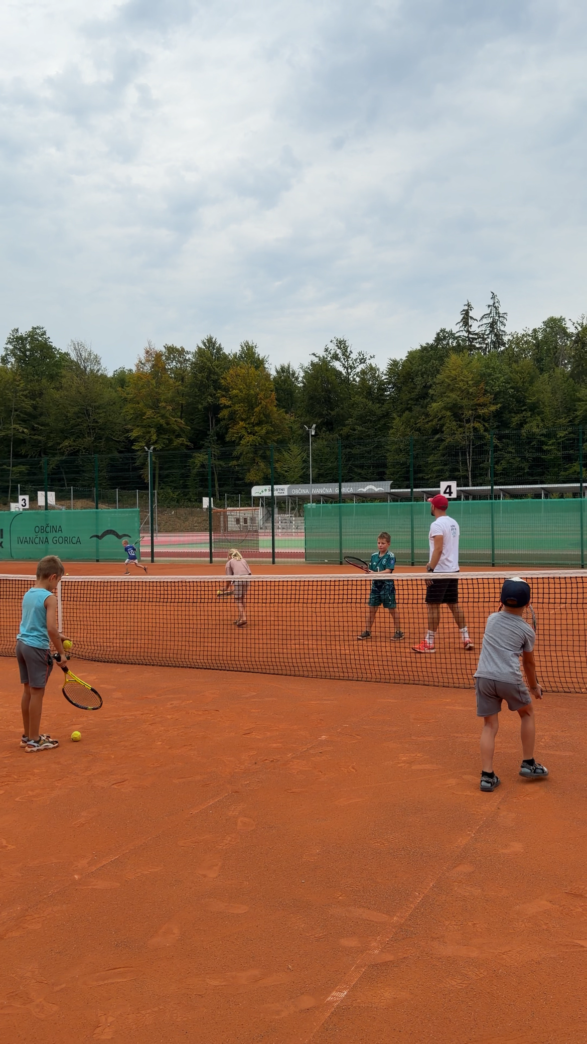 Akademija ŠAPA - vadba za otroke in programi za odrasle - nogomet, gibanje, plavanje, osebno trenerstvo, hujšanje, učenje plavanja, vadba za seniorje oz. starejše - Ivančna Gorica, Višnja Gora, Šentvid pri Stični, Zagradec, Veliki Gaber, Ljubljana