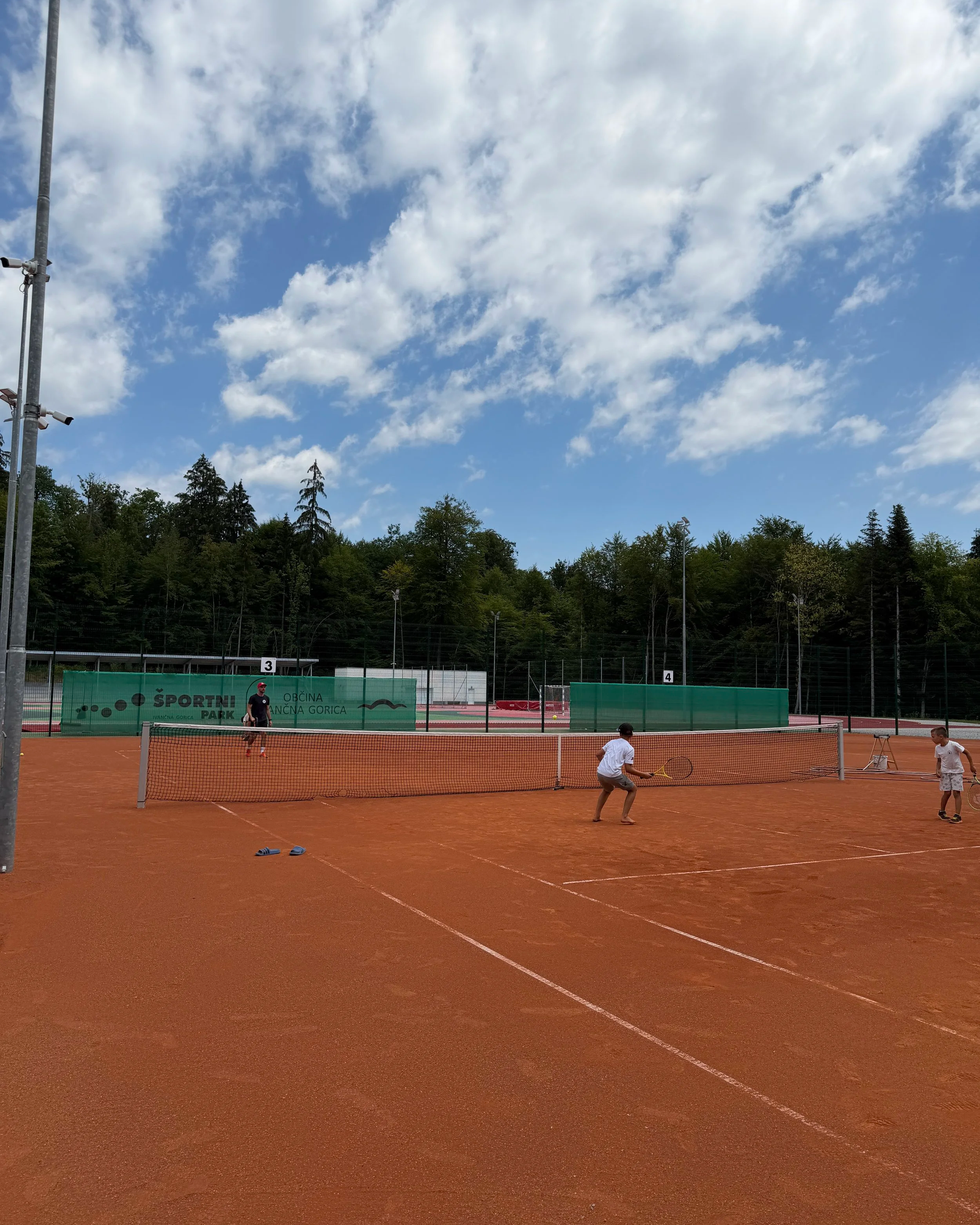 Akademija ŠAPA - vadba za otroke in programi za odrasle - nogomet, gibanje, plavanje, osebno trenerstvo, hujšanje, učenje plavanja, vadba za seniorje oz. starejše - Ivančna Gorica, Višnja Gora, Šentvid pri Stični, Zagradec, Veliki Gaber, Ljubljana