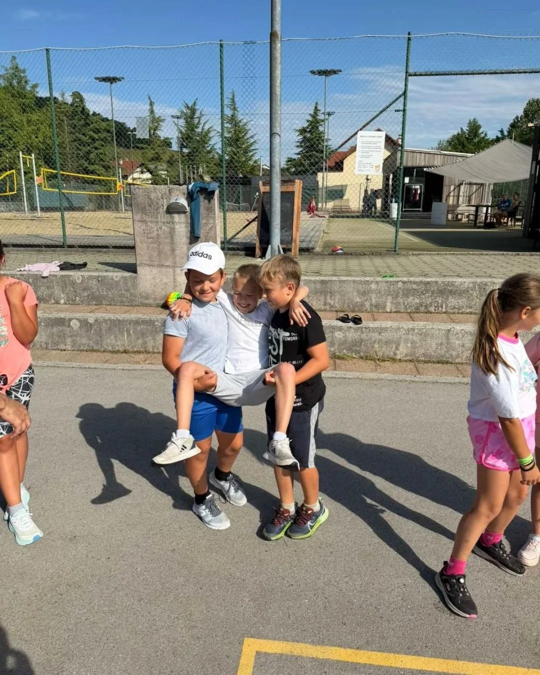 Akademija ŠAPA - vadba za otroke in programi za odrasle - nogomet, gibanje, plavanje, osebno trenerstvo, hujšanje, učenje plavanja, vadba za seniorje oz. starejše - Ivančna Gorica, Višnja Gora, Šentvid pri Stični, Zagradec, Veliki Gaber, Ljubljana