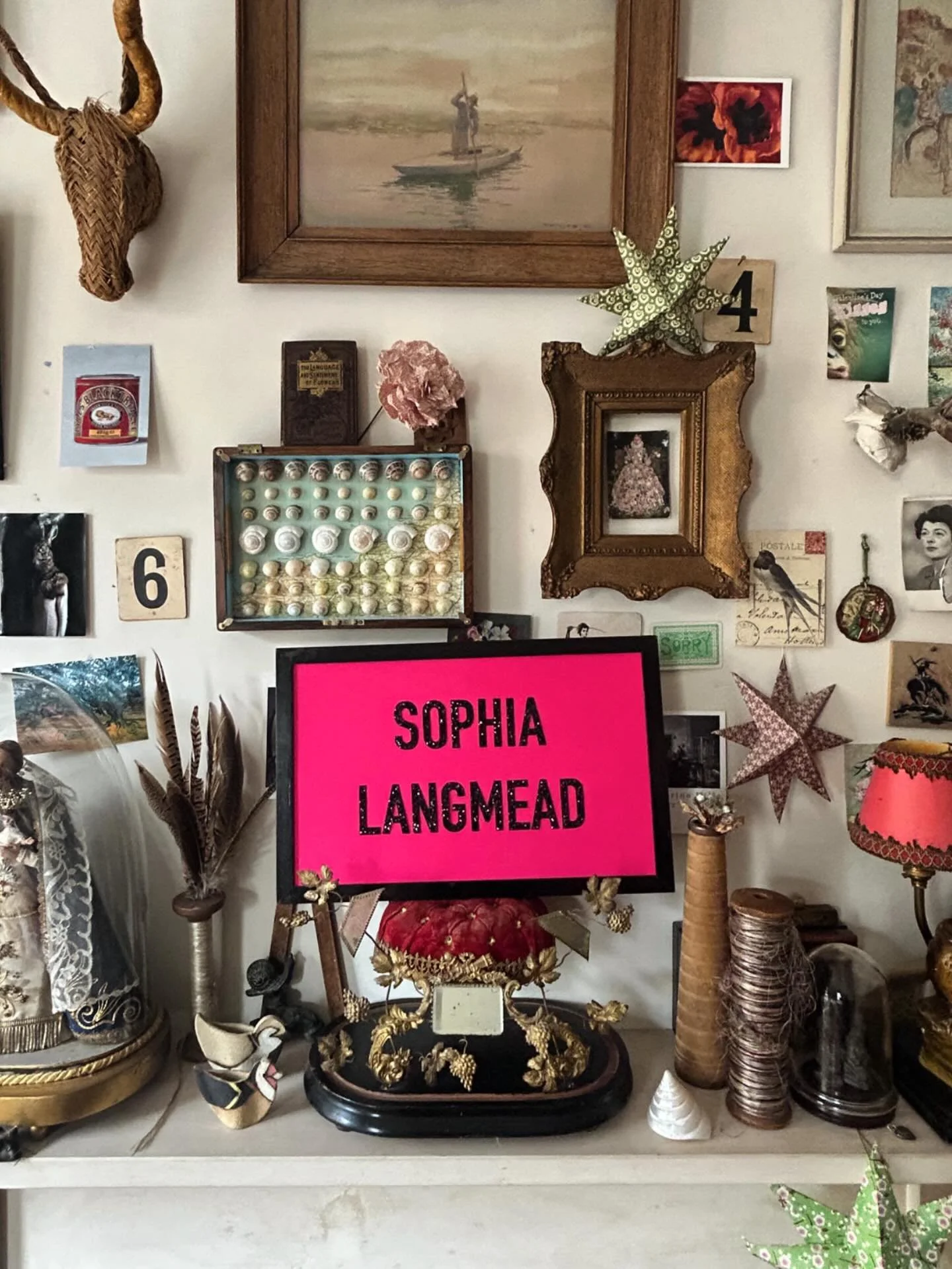 My new website is coming any moment.  I've gone crazily modern 😳. It's got a shopping basket 🛒. I'm quite excited 👵🏻🥳. Link in my bio. 
.
.
#pictures
#handmadepuctures
#lyrics #words
#collagepictures #glittery