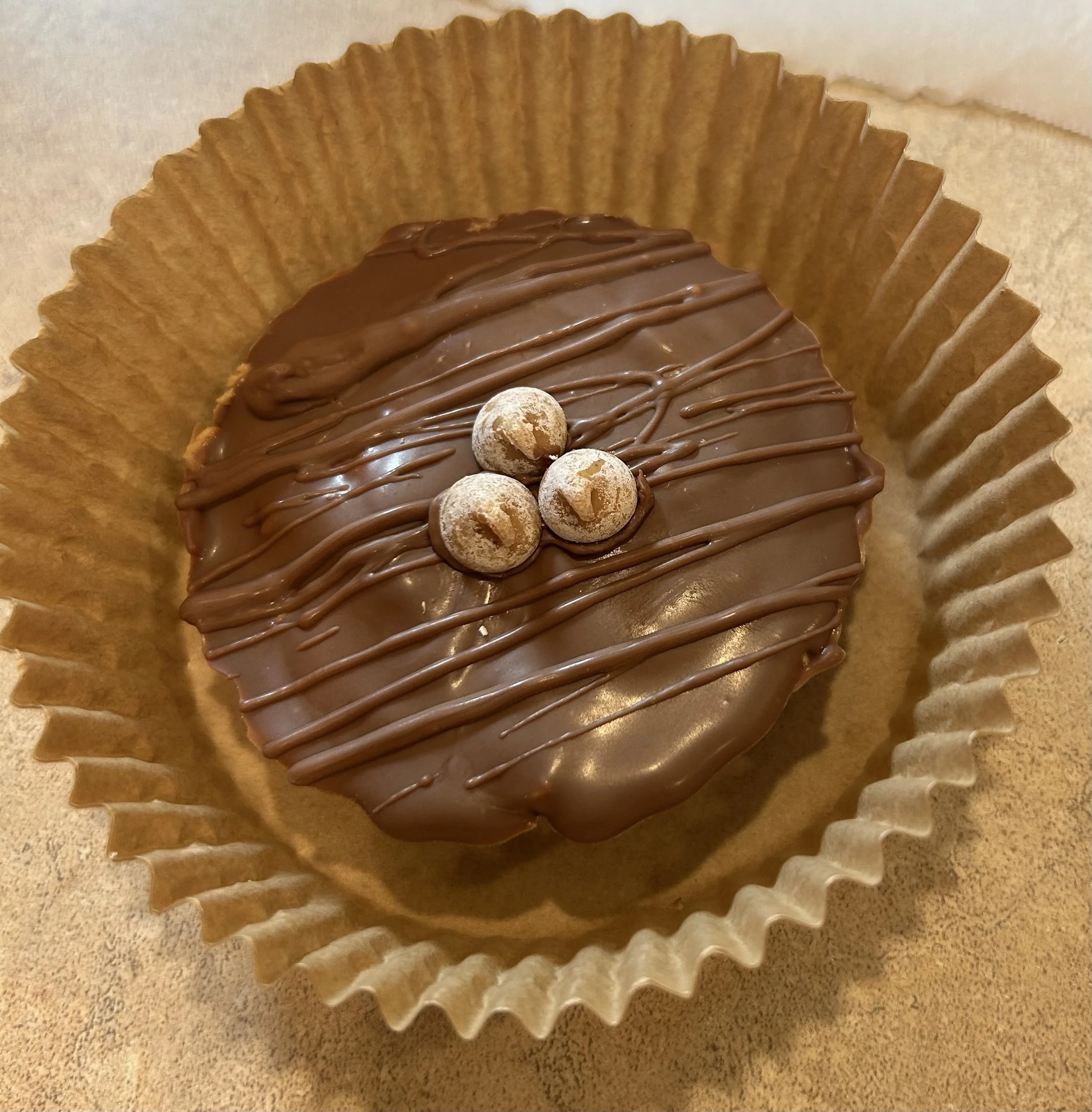 6 homemade peanut butter cups