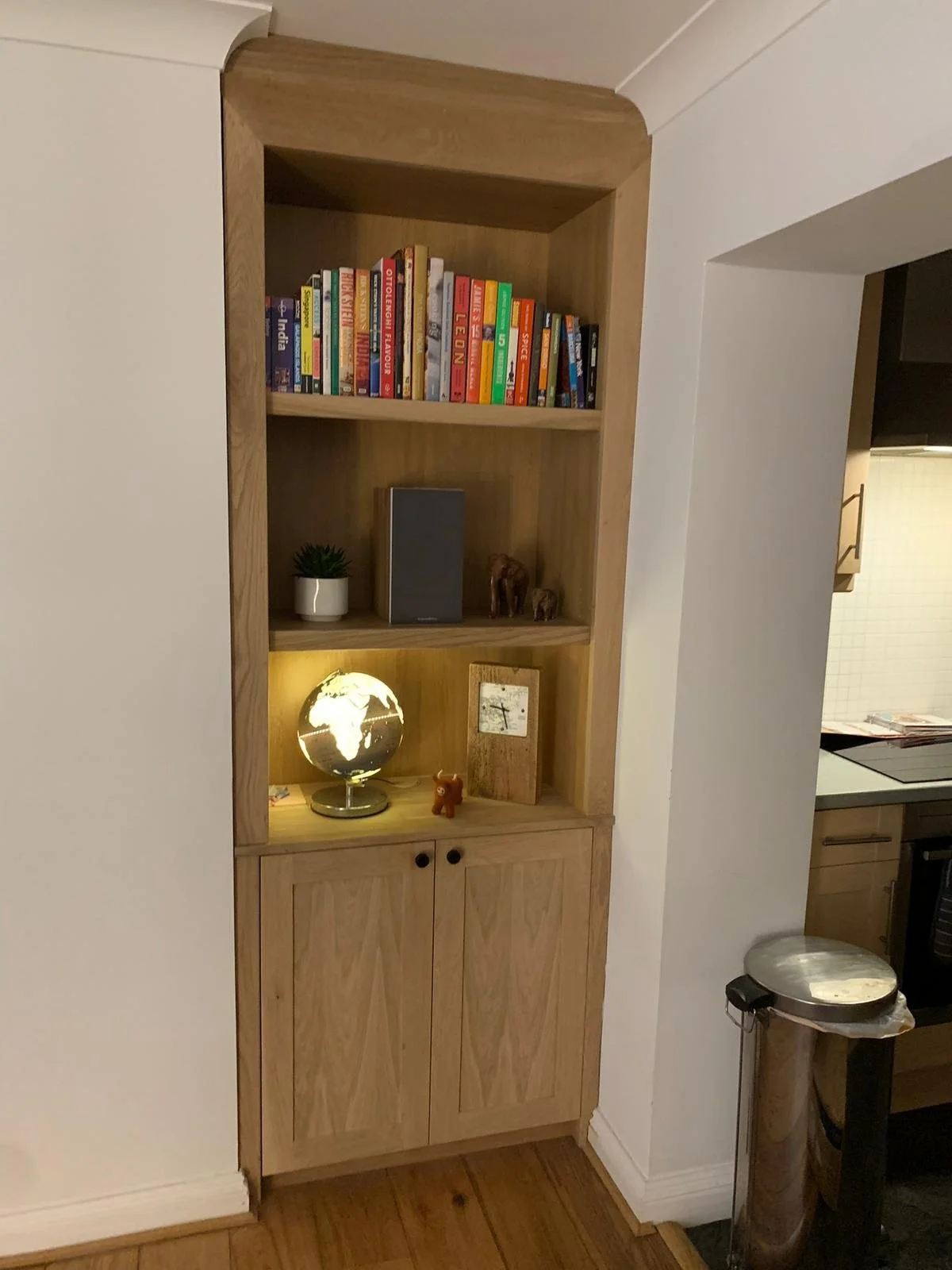 bespoke fitted cabinet wall to wall floor to ceiling. handmade furniture south Gloucestershire. handmade shelves. custom storage near me Bristol