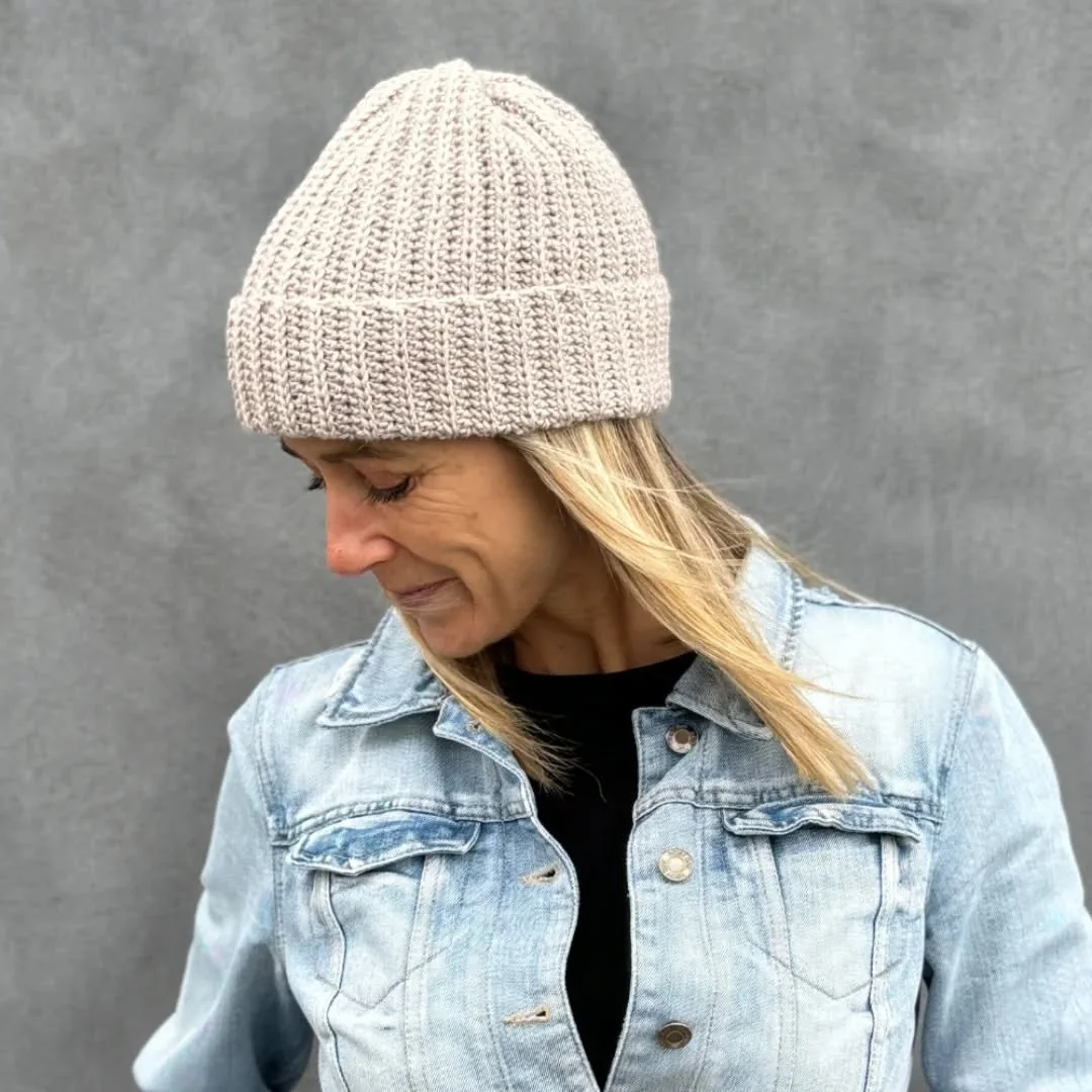 Winter Wonder Beanie og Pulsvarmere ❄️

Oplagte h&aelig;kleopskrifter med det k&oslash;lige vejr for tiden. Meget begyndervenlige opskrifter, hvor du som let &oslash;vet sagtens kan v&aelig;re med.

Opskrifterne koster 35,- stk. og kan k&oslash;bes l